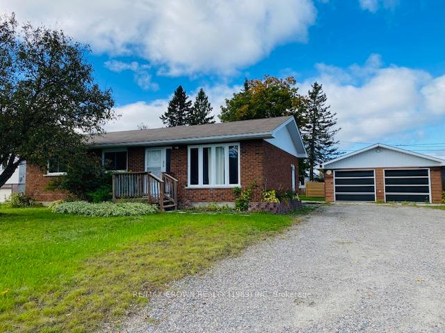 Photo 1 of 35 Cree Road, Cochrane — HOMEH