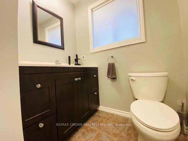 Photo 17 of 35 Cree Road, Cochrane — HOMEH