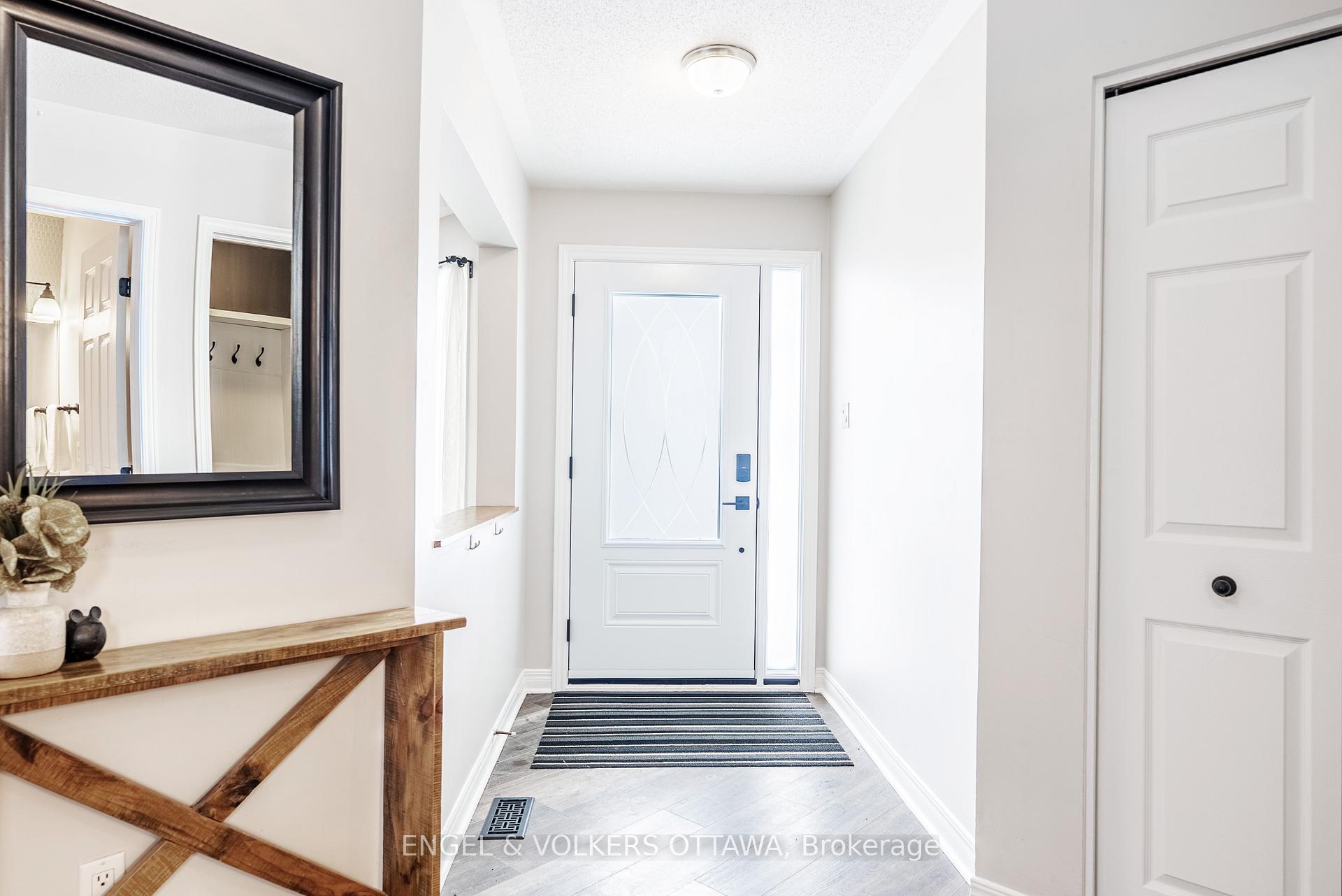 Photo 2 of 18 Avonhurst Avenue, Ottawa, Barrhaven - Longfields — HOMEH