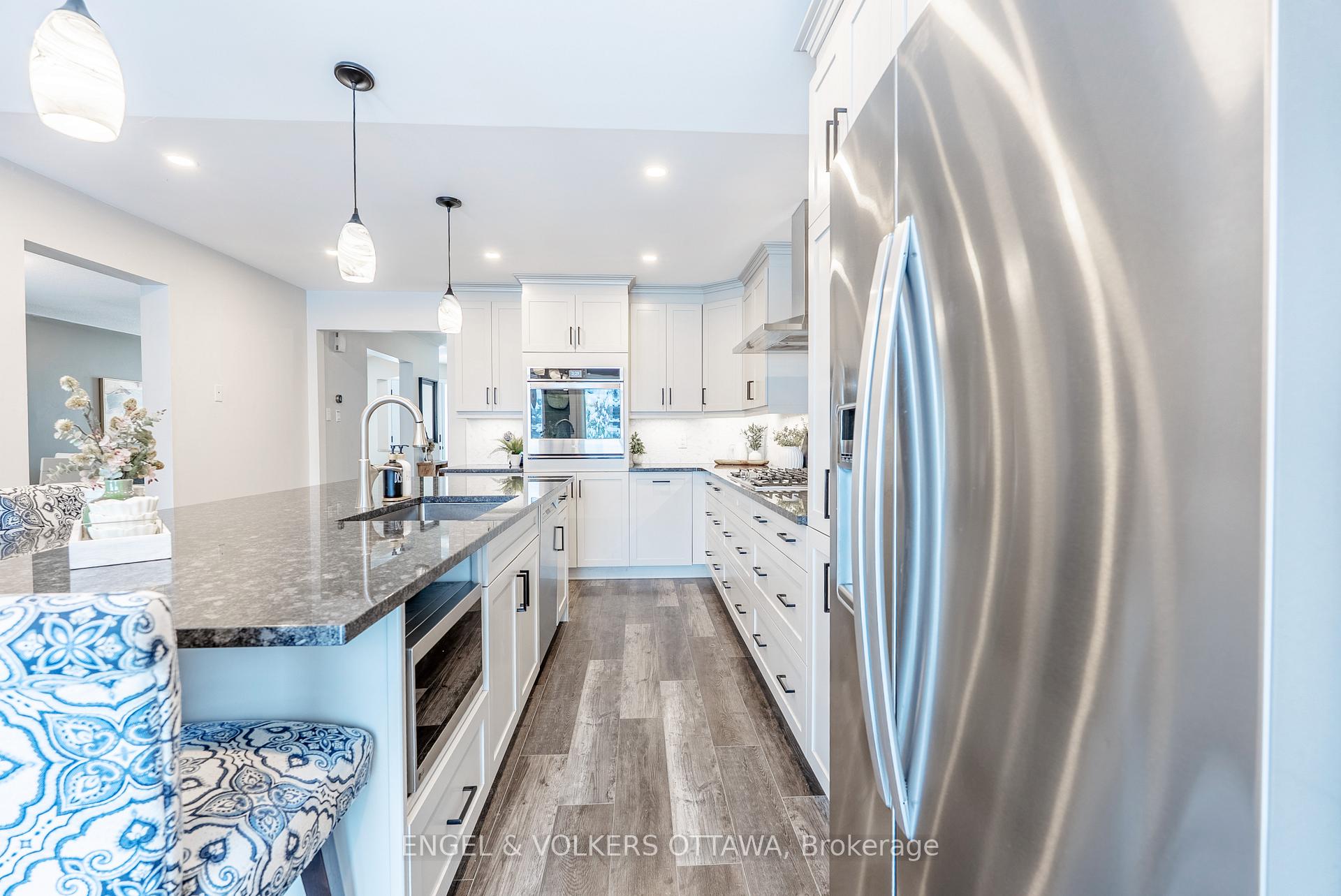 Photo 8 of 18 Avonhurst Avenue, Ottawa, Barrhaven - Longfields — HOMEH