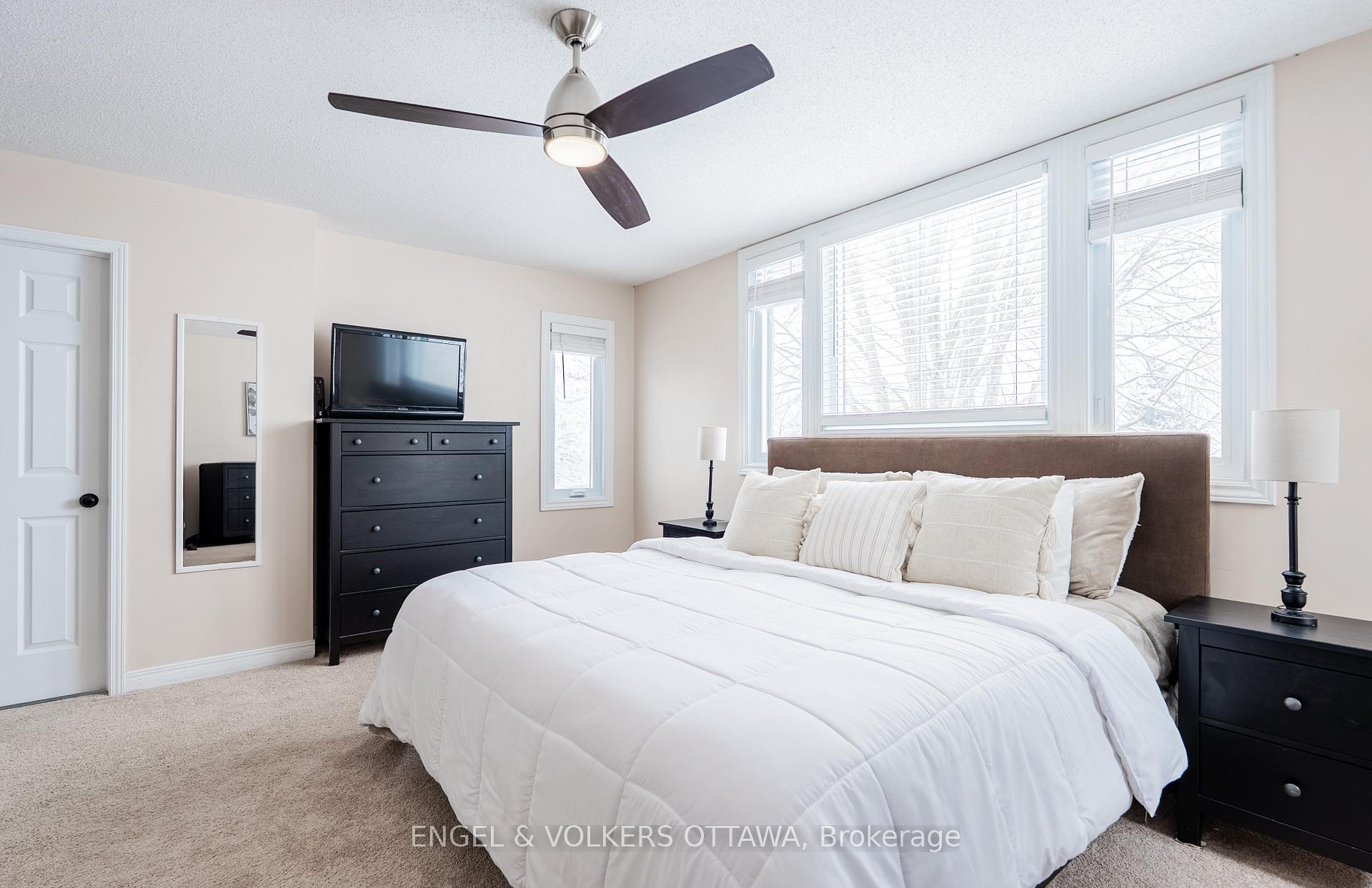 Photo 14 of 18 Avonhurst Avenue, Ottawa, Barrhaven - Longfields — HOMEH