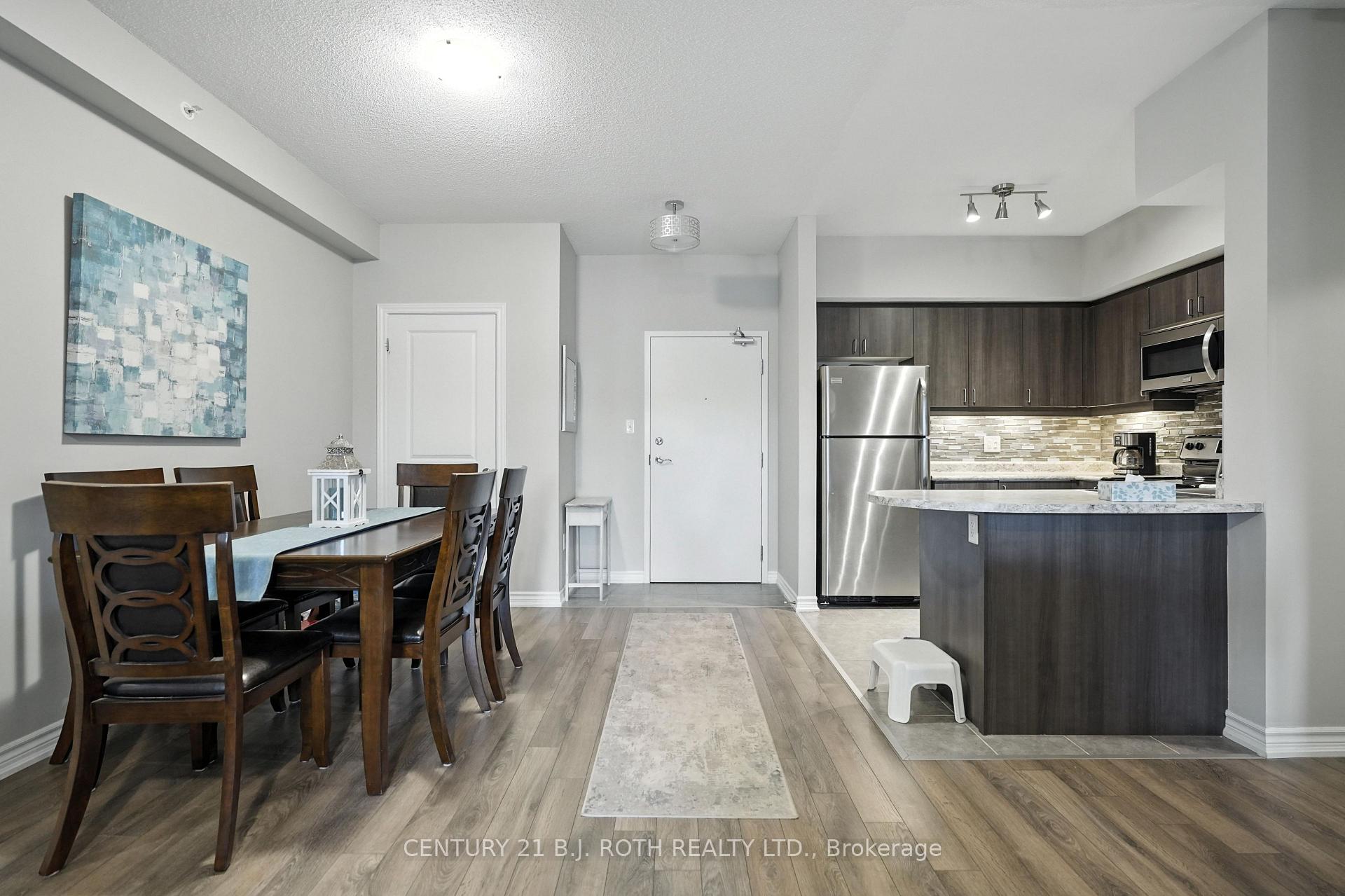 Photo 4 of Unit 307, 5 Greenwich Street, Barrie, Ardagh — HOMEH