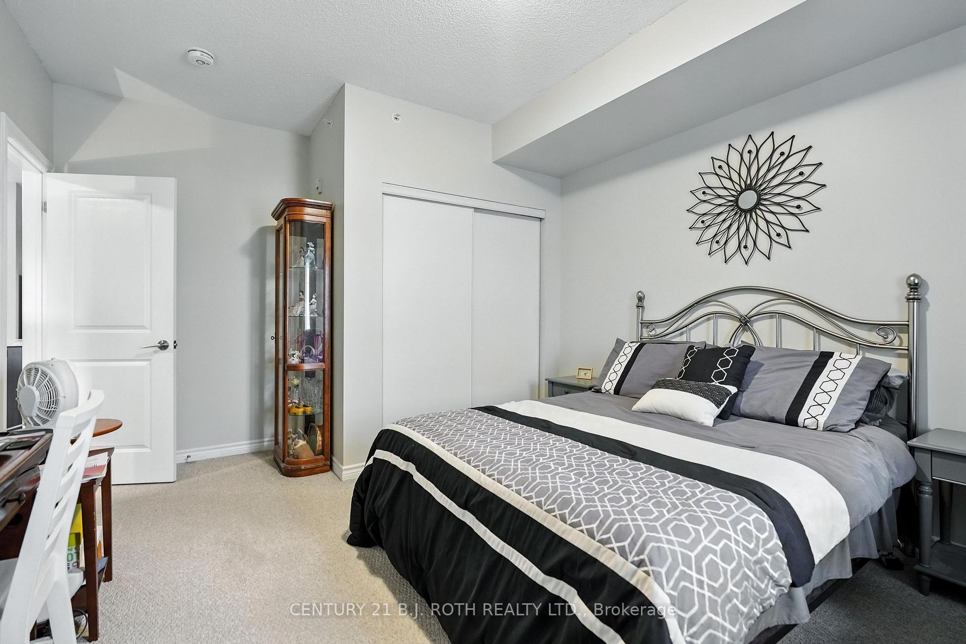 Photo 17 of Unit 307, 5 Greenwich Street, Barrie, Ardagh — HOMEH