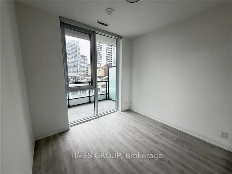 Photo 7 of Unit 1405, 65 Broadway Avenue, Toronto, Mount Pleasant West — HOMEH