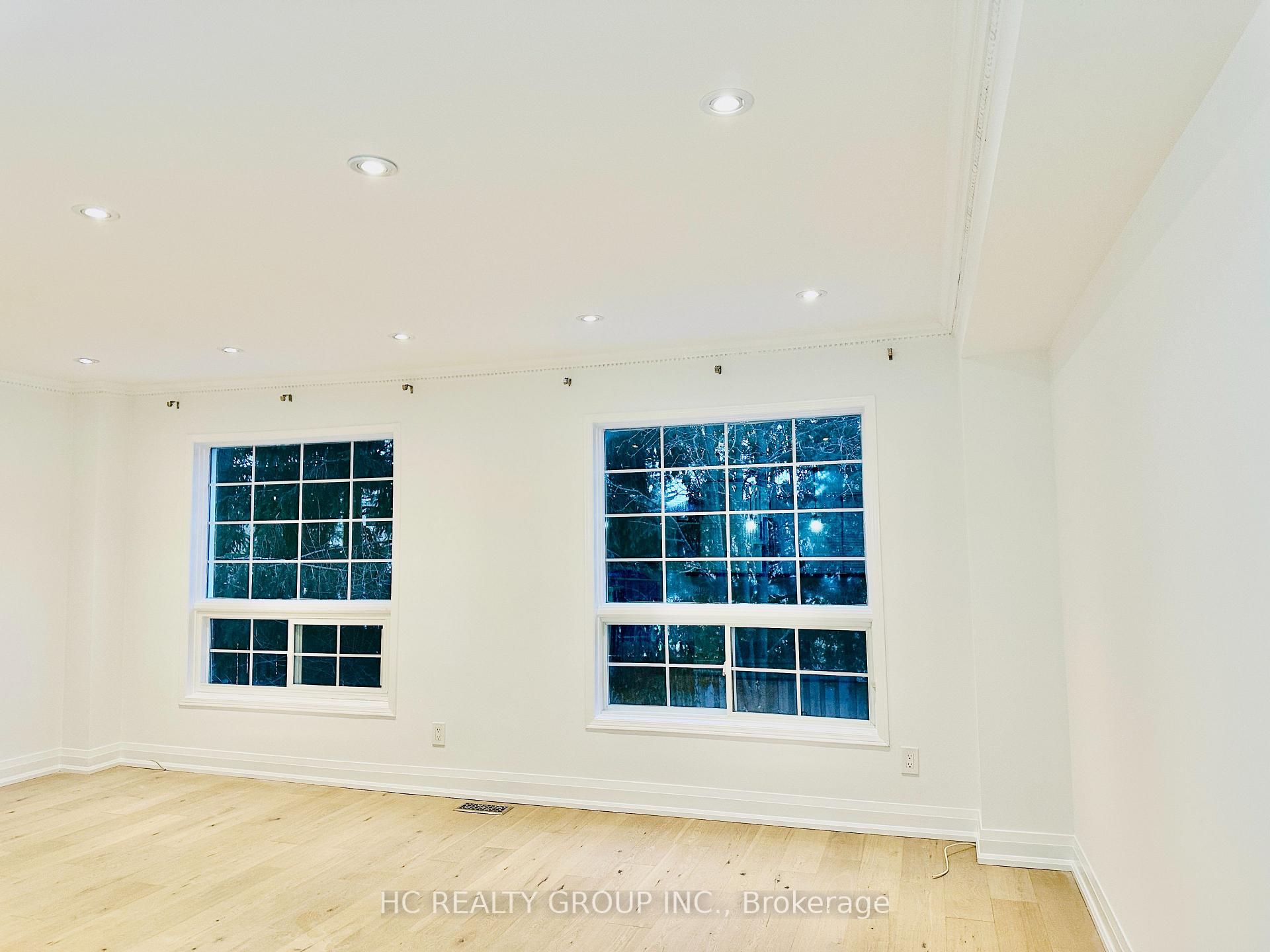 Photo 6 of 76 Mosaics Avenue, Aurora, Aurora Highlands — HOMEH