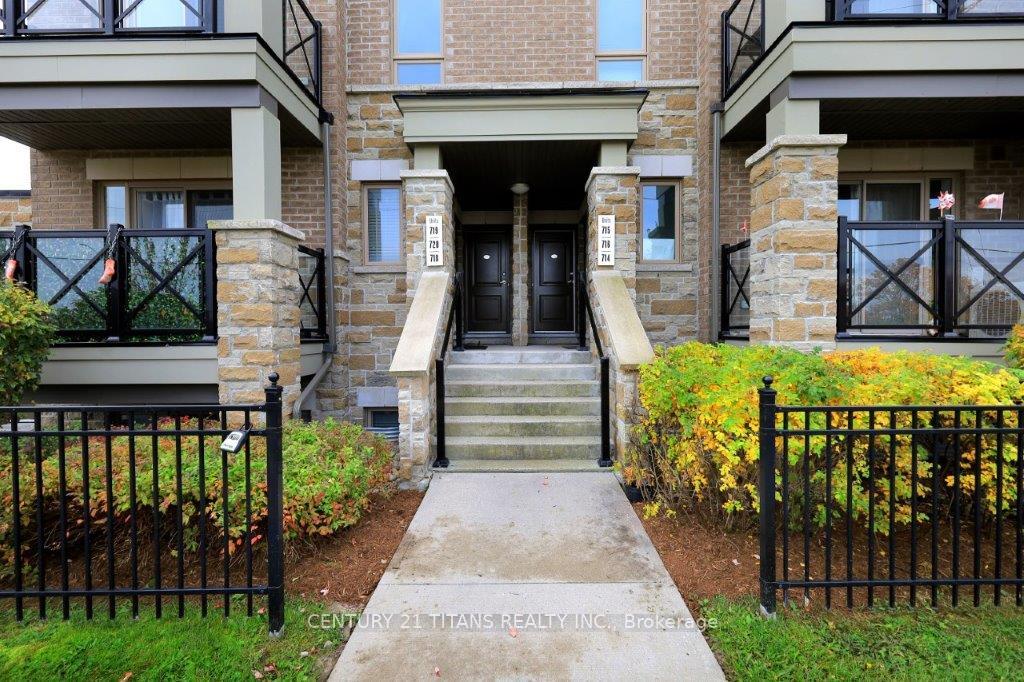 Front of Unit 720, 60 Dunsheath Way