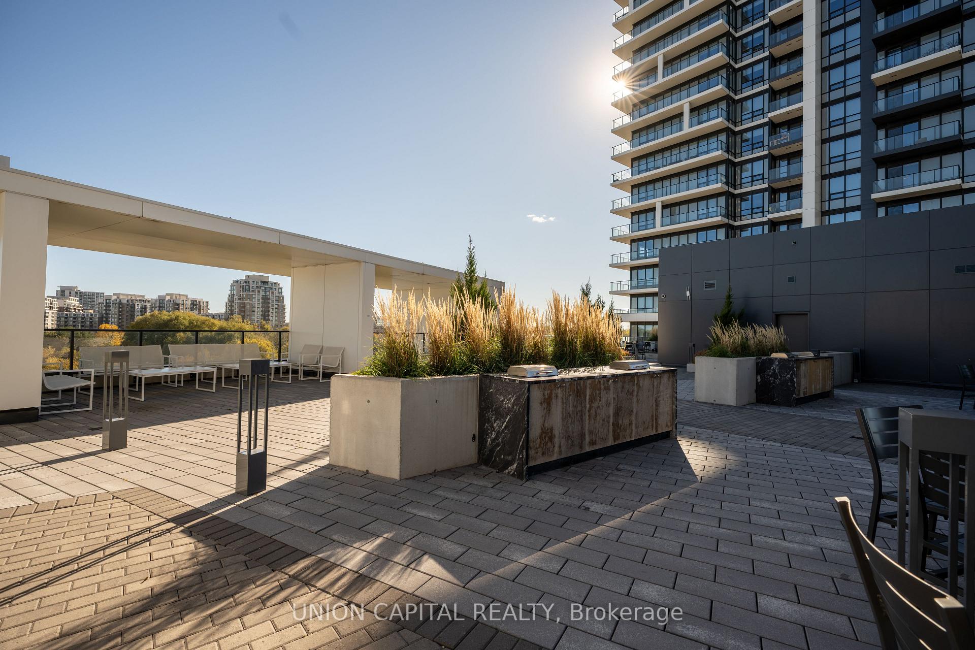 Photo 5 of Unit 509, 38 Water Walk Drive, Markham, Unionville — HOMEH