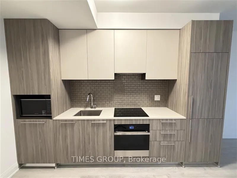 Photo 3 of Unit 1312, 65 Broadway Avenue, Toronto, Mount Pleasant West — HOMEH