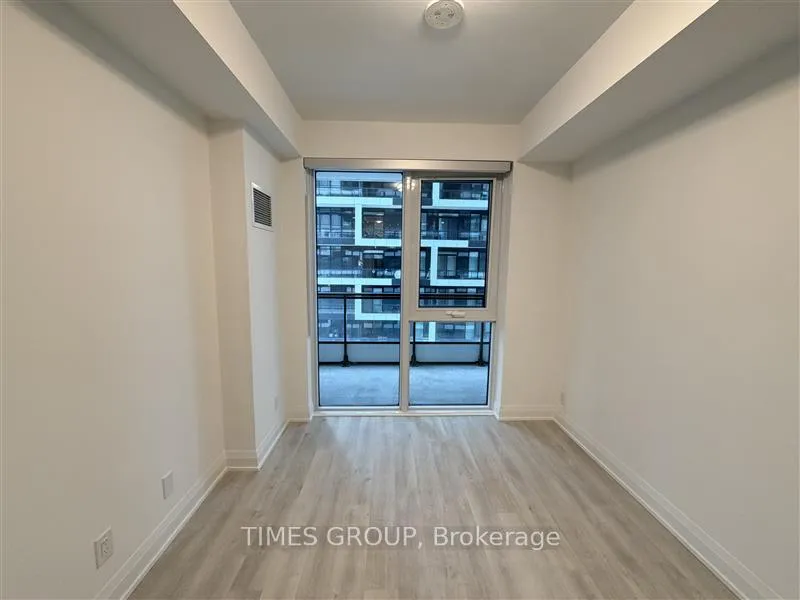 Photo 6 of Unit 1312, 65 Broadway Avenue, Toronto, Mount Pleasant West — HOMEH