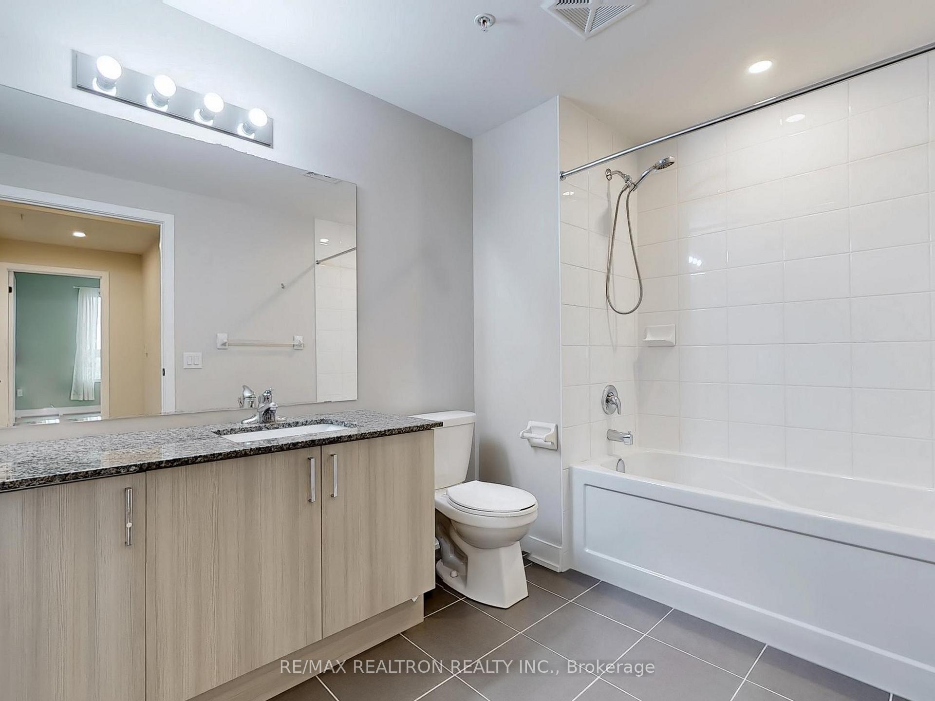 Photo 20 of Unit 202, 5 Chef Lane, Barrie, Rural Barrie Southeast — HOMEH