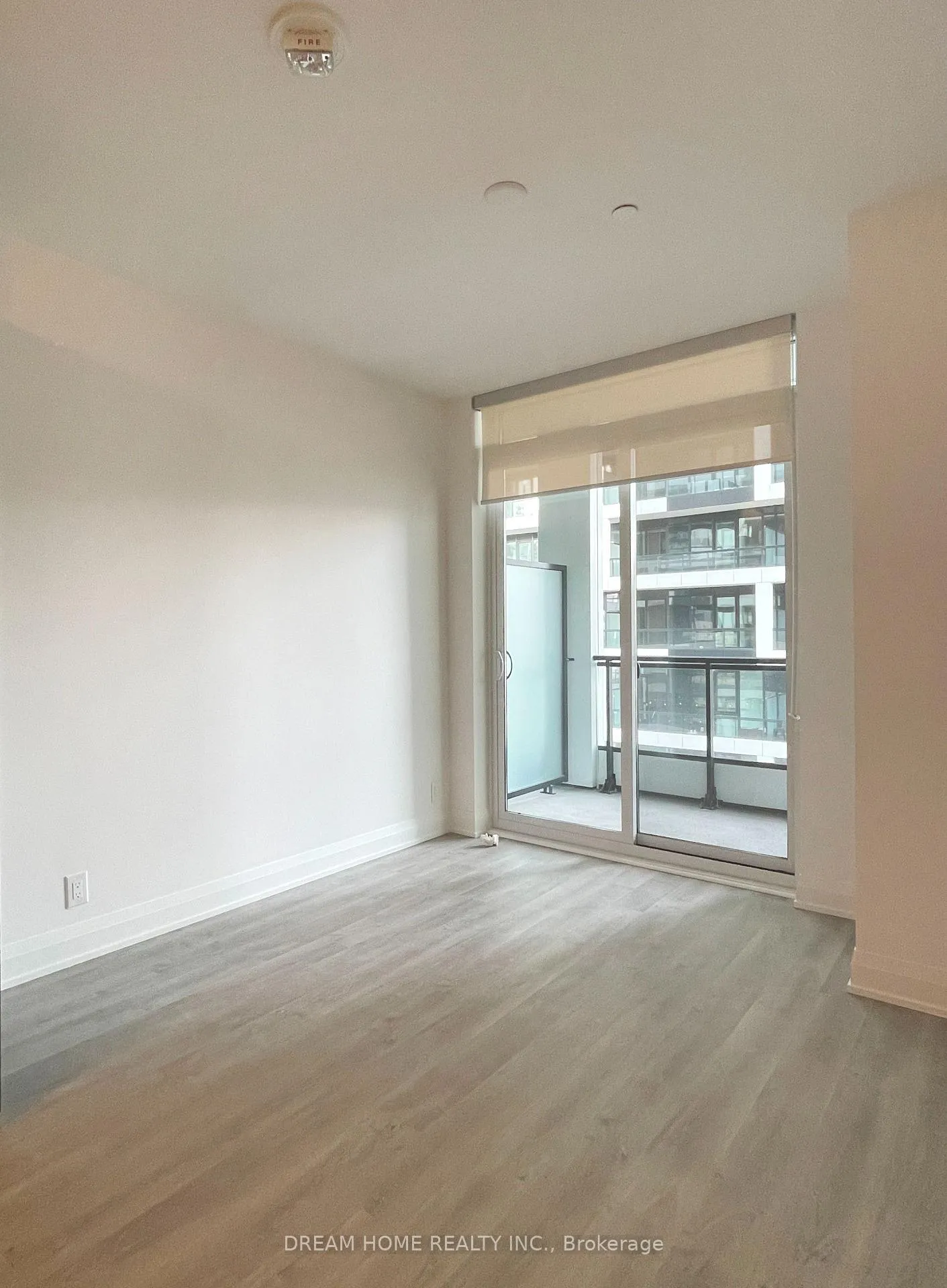 Photo 5 of Unit 1502, 65 Broadway Avenue, Toronto, Mount Pleasant West — HOMEH