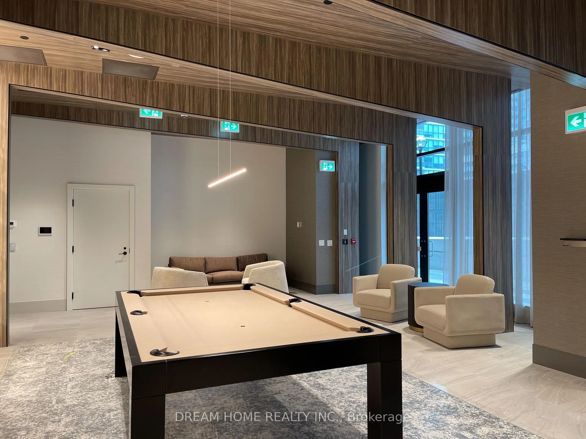 Photo 14 of Unit 1502, 65 Broadway Avenue, Toronto, Mount Pleasant West — HOMEH