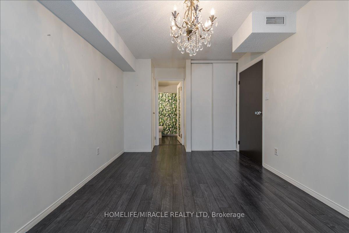 Photo 7 of Unit B07, 126 Bell Farm Road, Barrie, Alliance — HOMEH