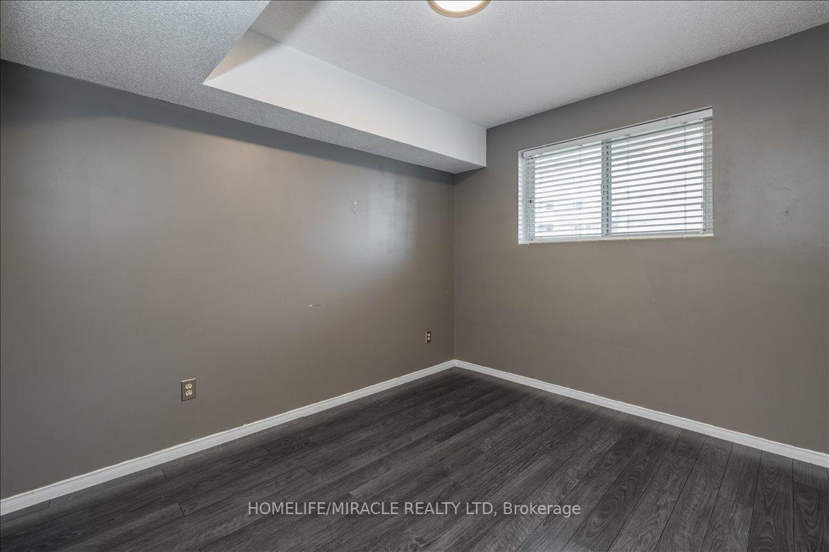 Photo 9 of Unit B07, 126 Bell Farm Road, Barrie, Alliance — HOMEH