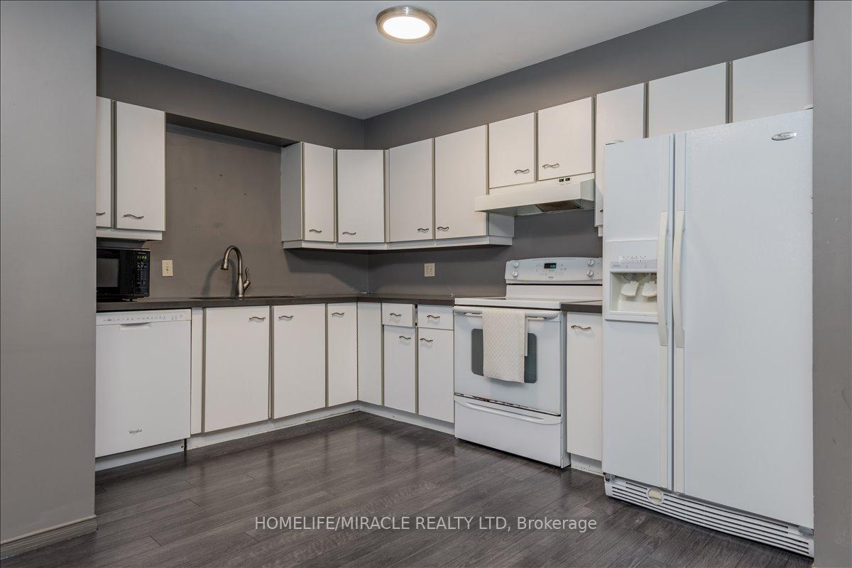Photo 20 of Unit B07, 126 Bell Farm Road, Barrie, Alliance — HOMEH