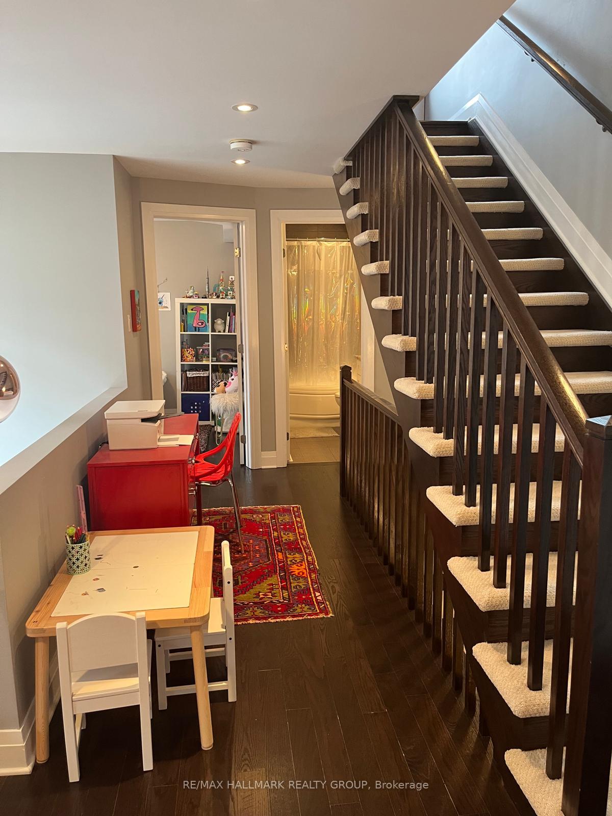 Photo 20 of 356 Ravenhill Avenue E, Ottawa, McKellar/Highland — HOMEH