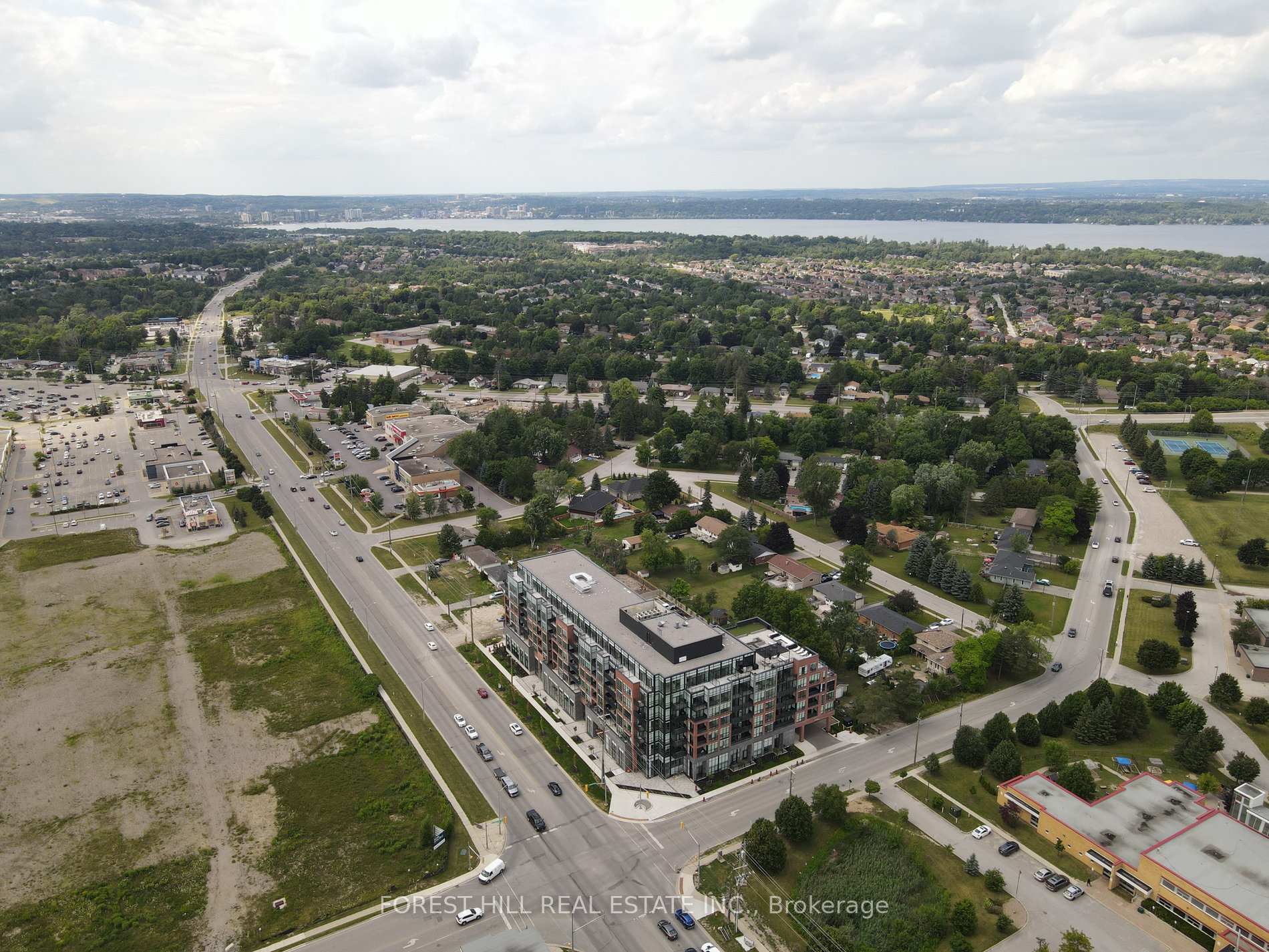 Photo 12 of Unit 223, 681 Yonge Street, Barrie, Painswick South — HOMEH
