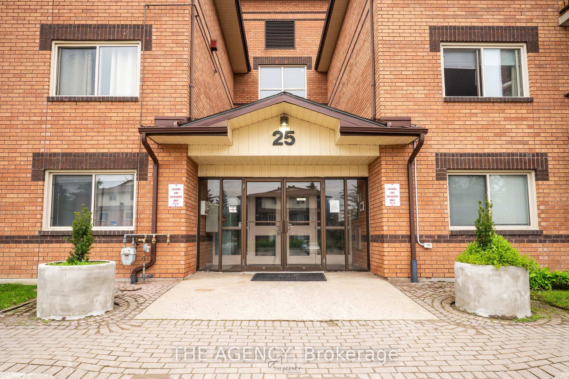 Photo 2 of Unit 202, 25 Meadow Lane, Barrie, Ardagh — HOMEH