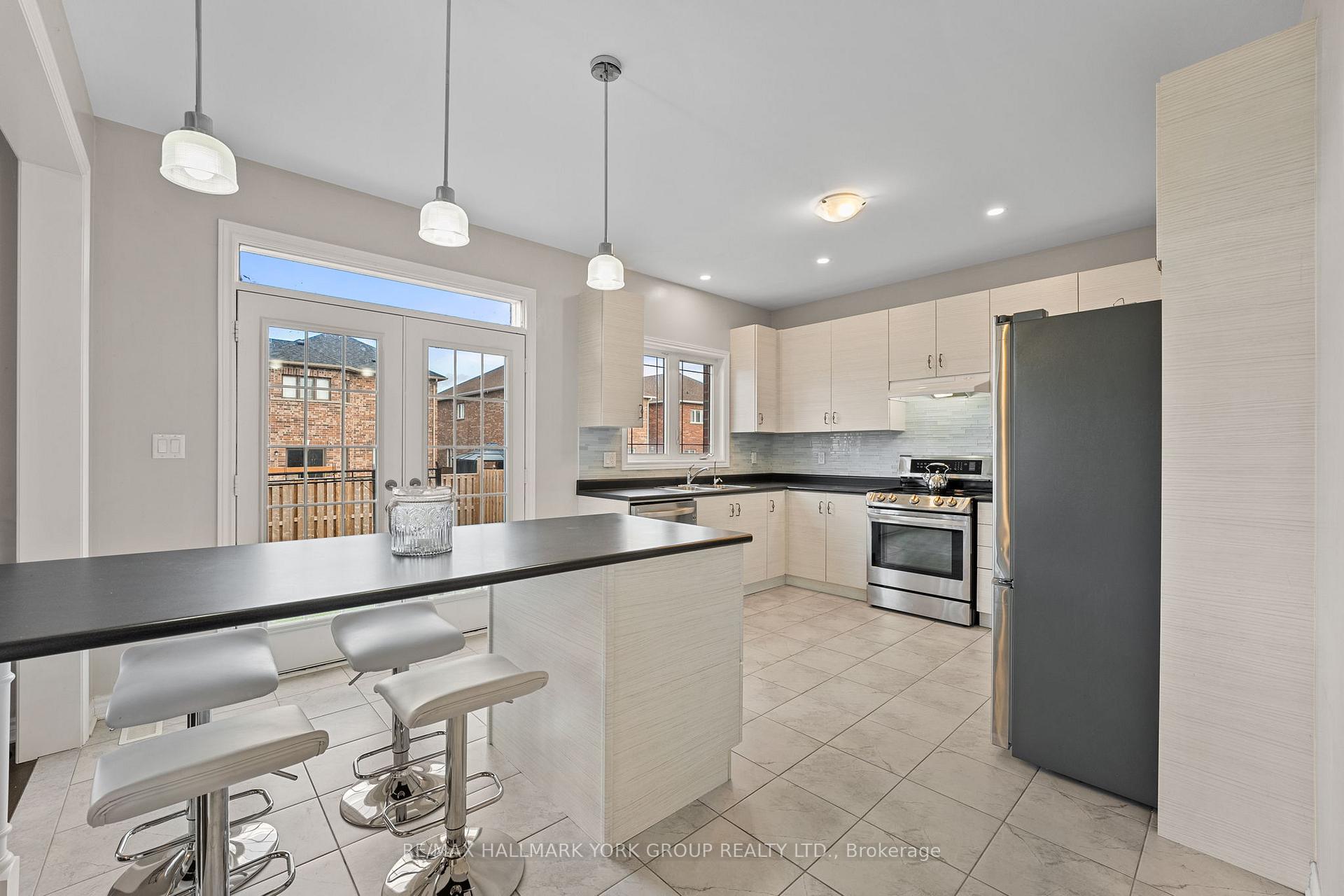 Photo 8 of 8 Pollock Avenue, Brock, Beaverton — HOMEH