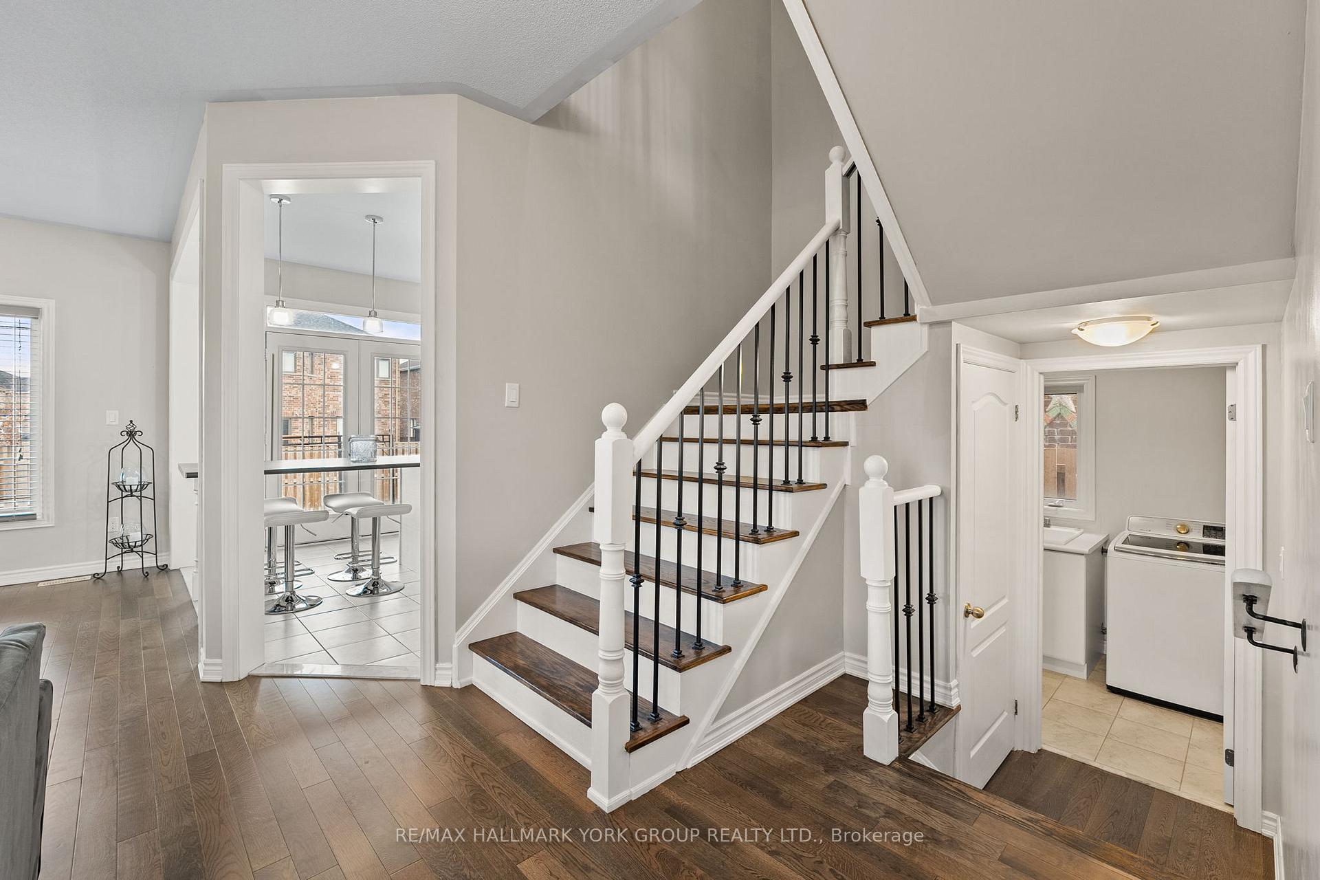 Photo 15 of 8 Pollock Avenue, Brock, Beaverton — HOMEH