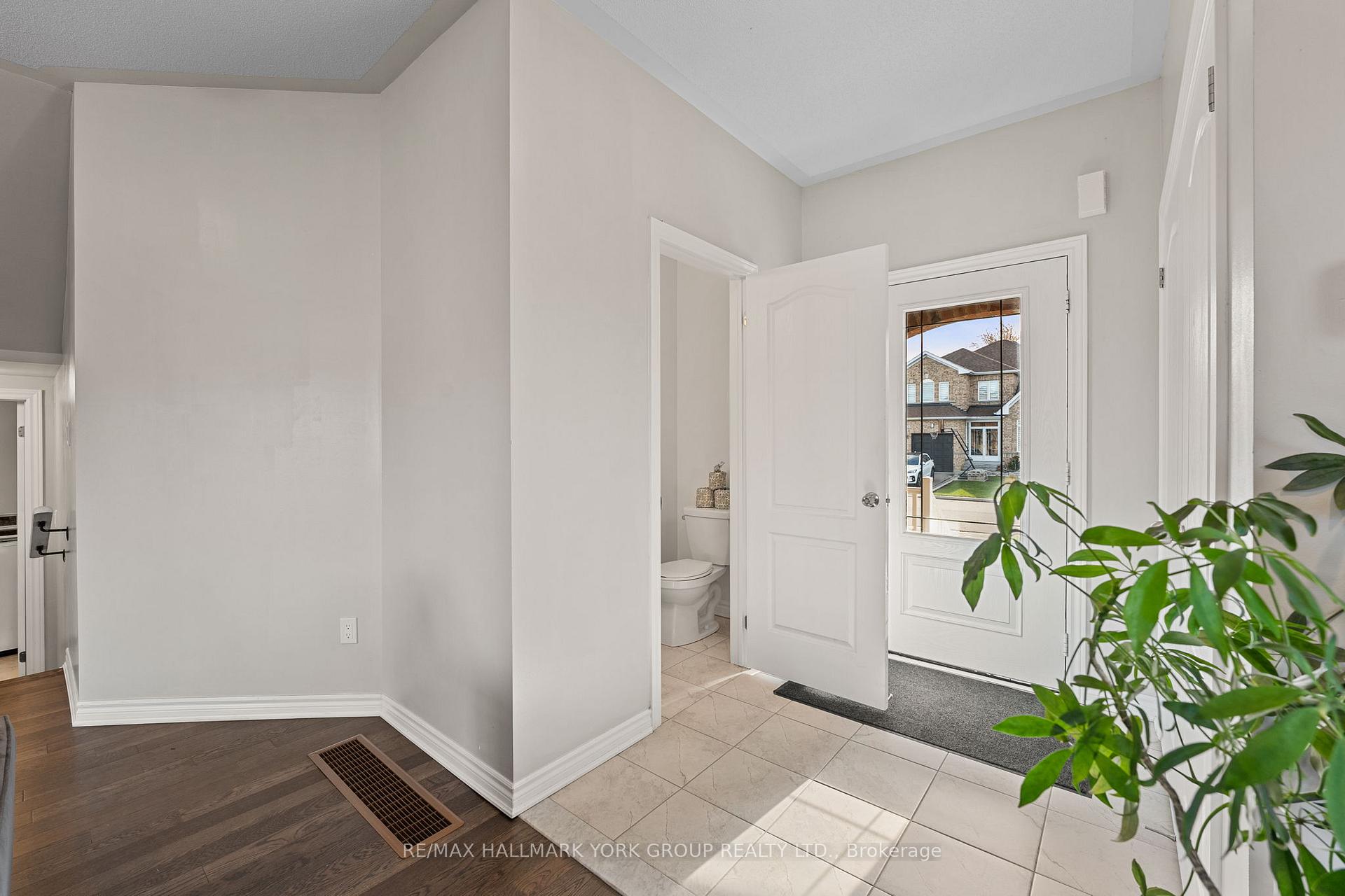 Photo 13 of 8 Pollock Avenue, Brock, Beaverton — HOMEH