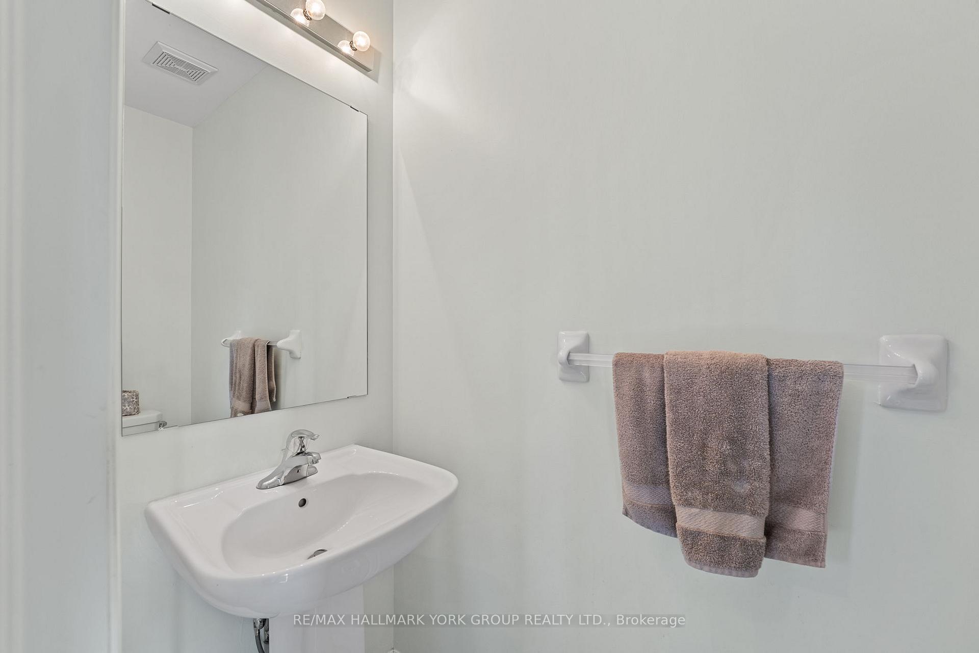 Photo 14 of 8 Pollock Avenue, Brock, Beaverton — HOMEH