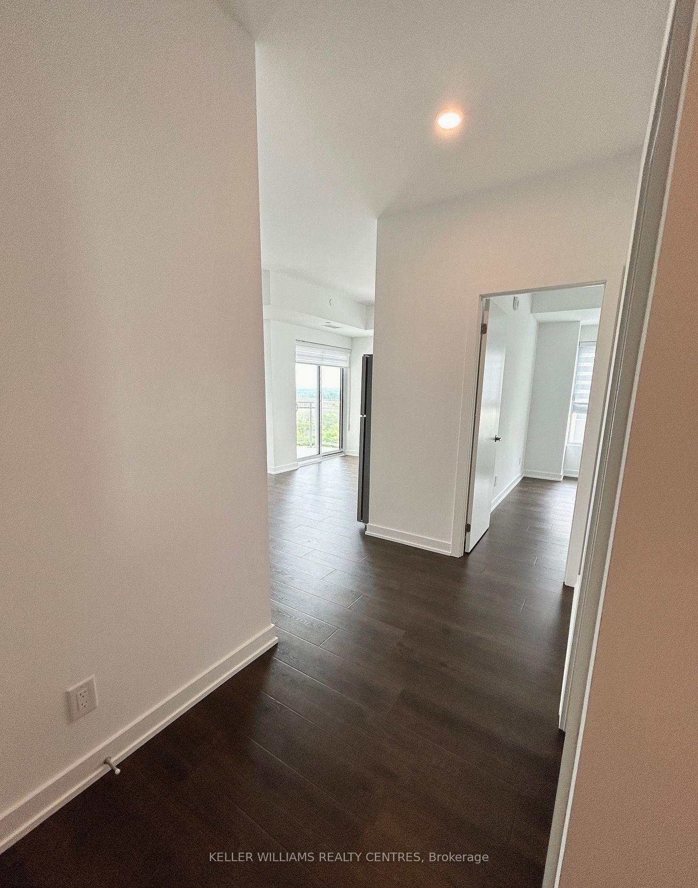 Photo 3 of Unit 909, 56 Lakeside Terrace, Barrie, Little Lake — HOMEH