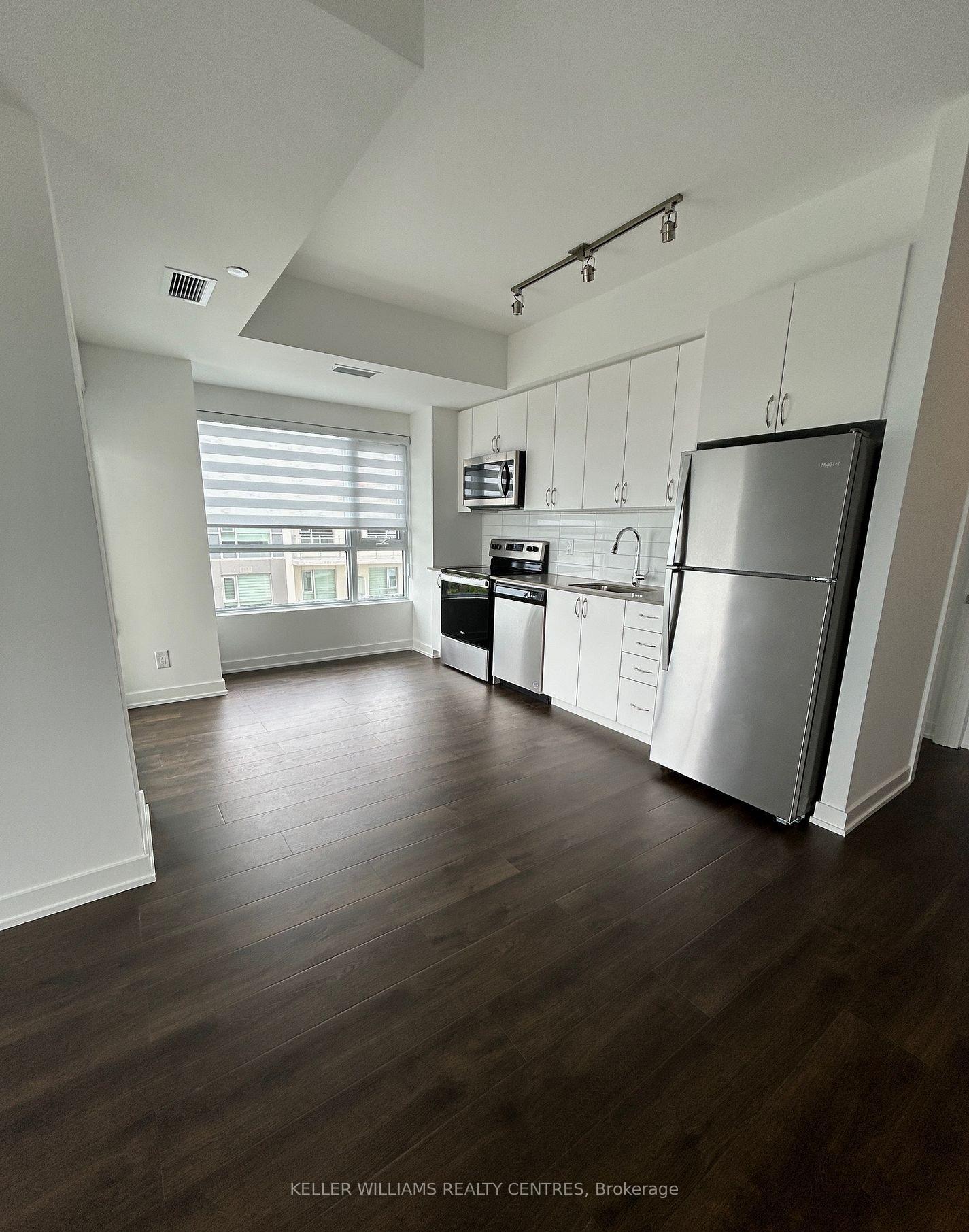 Photo 5 of Unit 909, 56 Lakeside Terrace, Barrie, Little Lake — HOMEH
