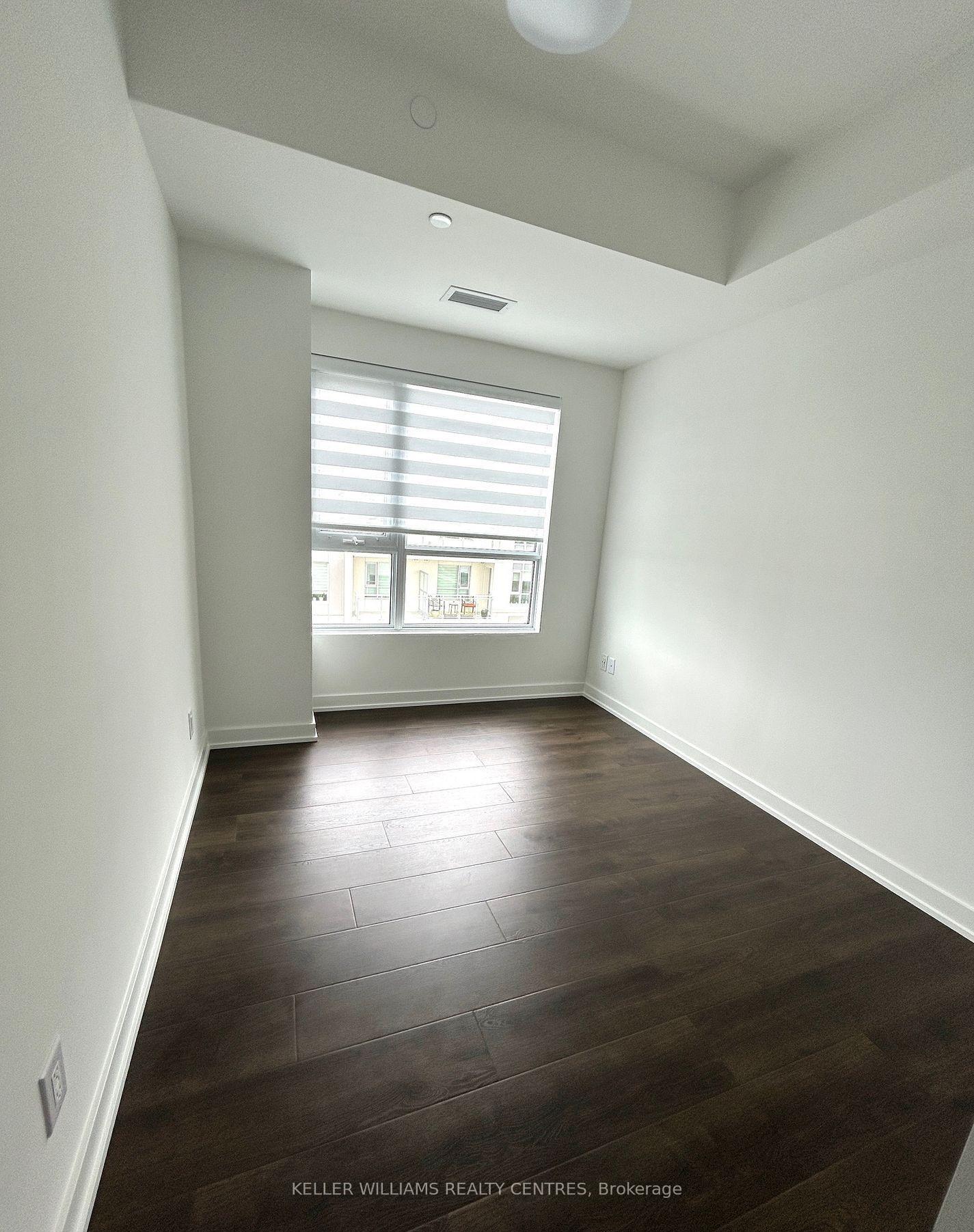 Photo 10 of Unit 909, 56 Lakeside Terrace, Barrie, Little Lake — HOMEH