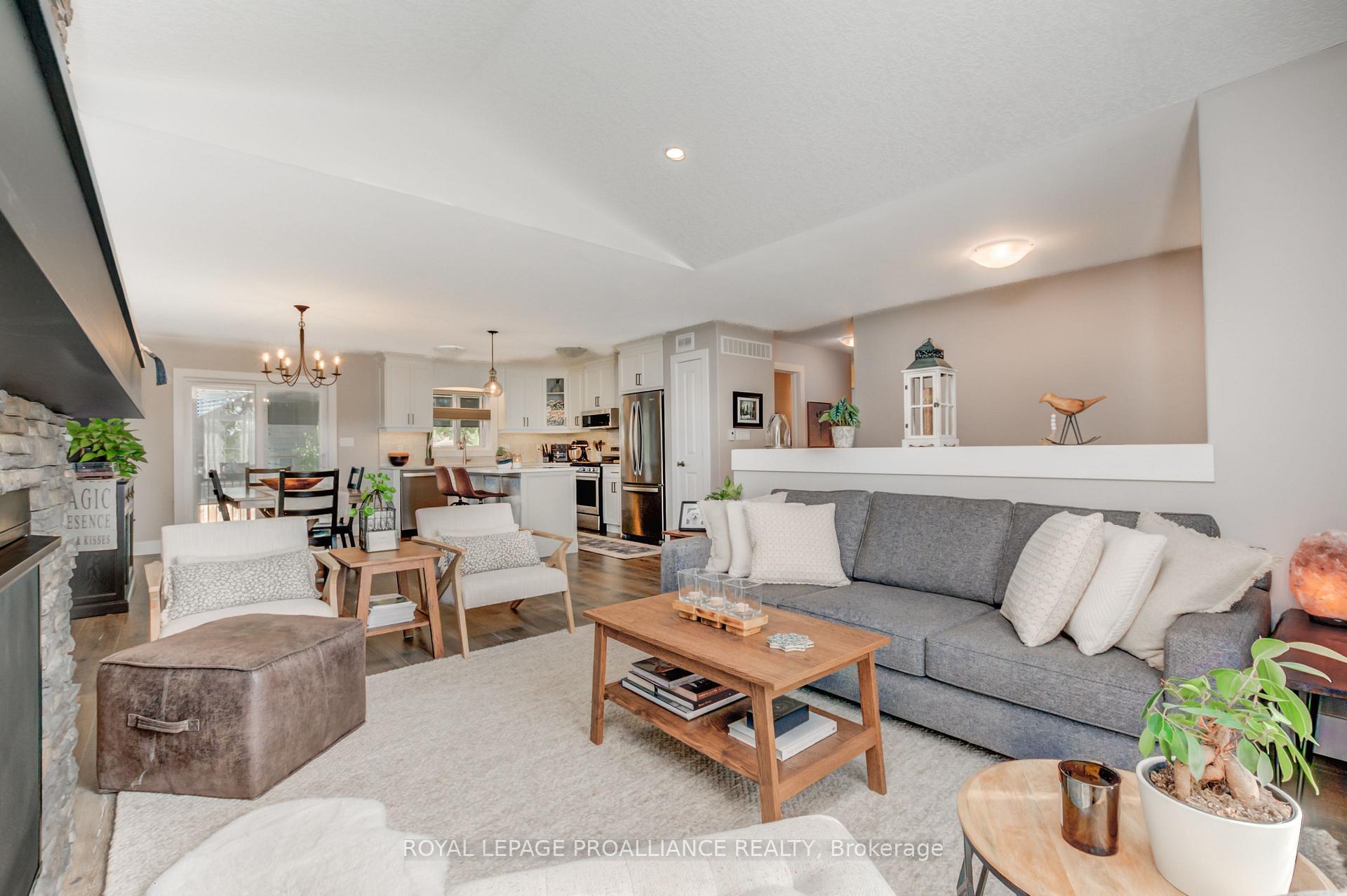 Photo 23 of 6 Lawrence Avenue, Prince Edward County, Sophiasburg Ward — HOMEH