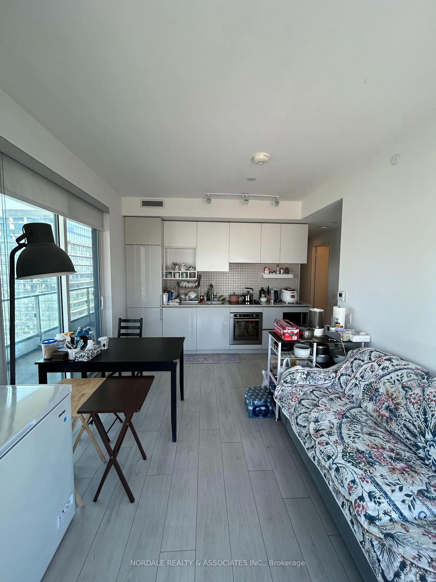 Photo 5 of Unit 3802, 950 Portage Parkway W, Vaughan, Concord — HOMEH
