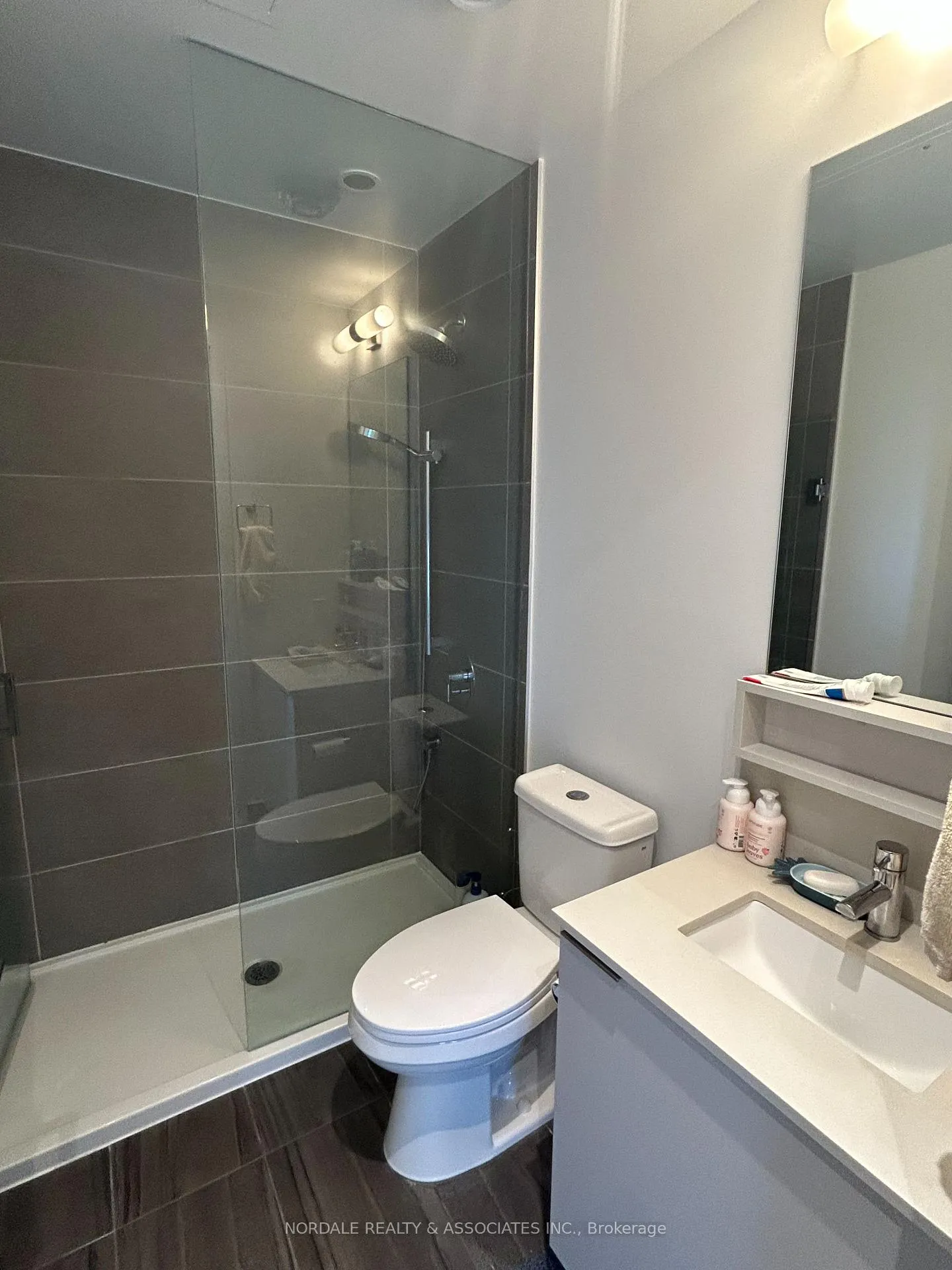 Photo 7 of Unit 3802, 950 Portage Parkway W, Vaughan, Concord — HOMEH