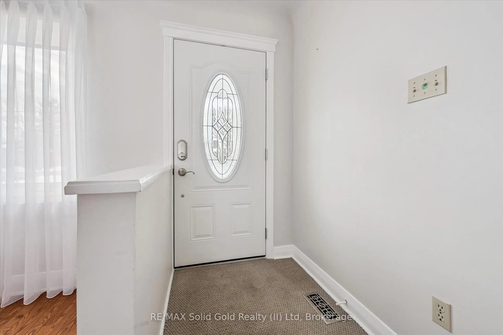 Photo 7 of 390 Dumfries Avenue, Waterloo — HOMEH