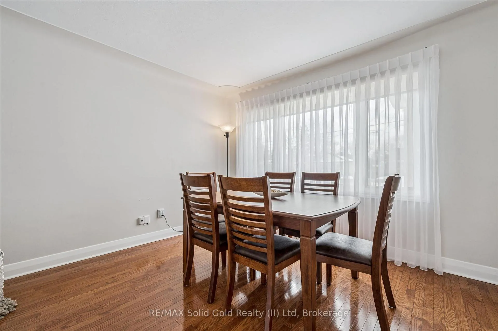Photo 11 of 390 Dumfries Avenue, Waterloo — HOMEH
