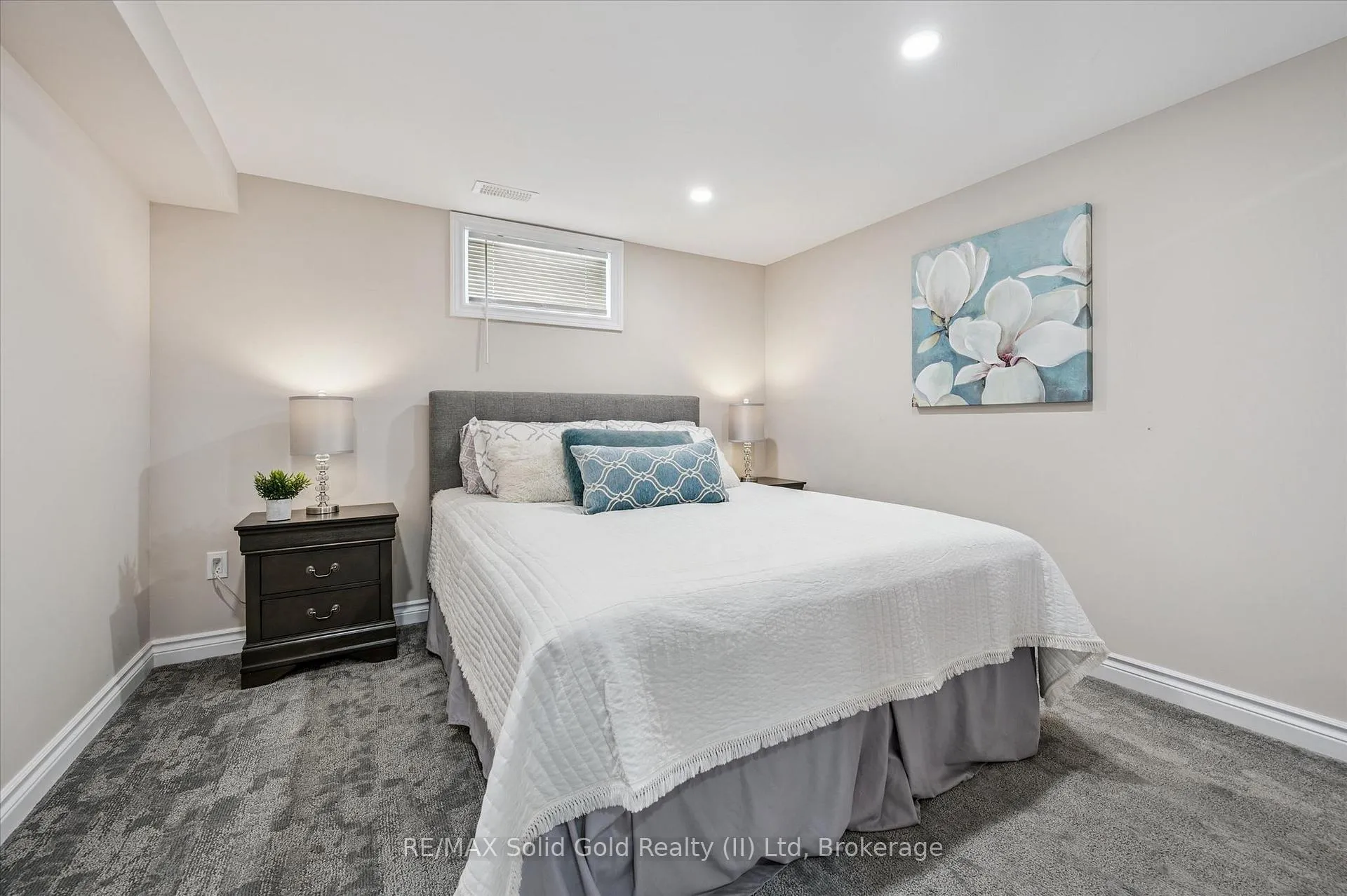 Photo 27 of 390 Dumfries Avenue, Waterloo — HOMEH
