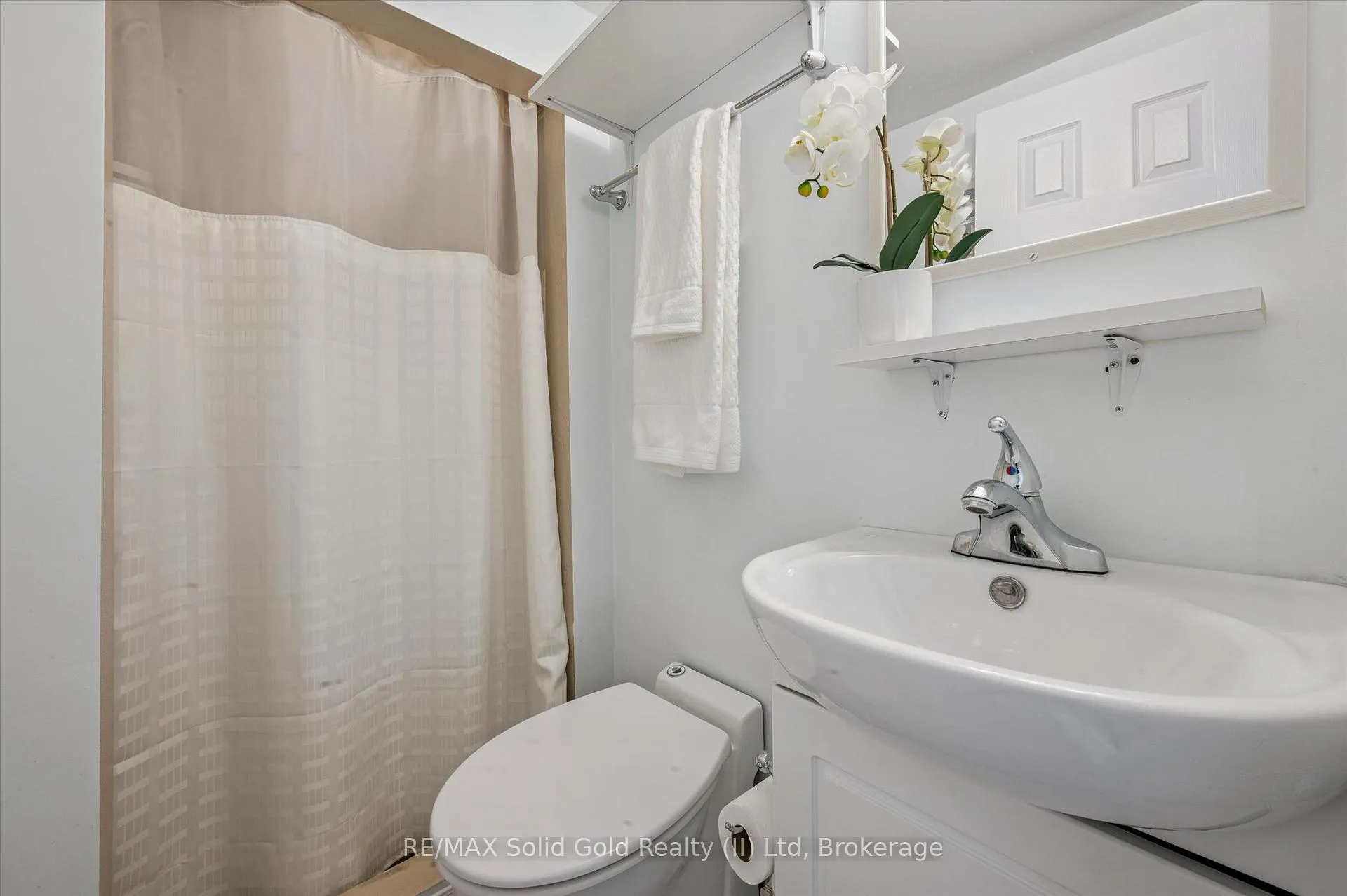 Photo 30 of 390 Dumfries Avenue, Waterloo — HOMEH