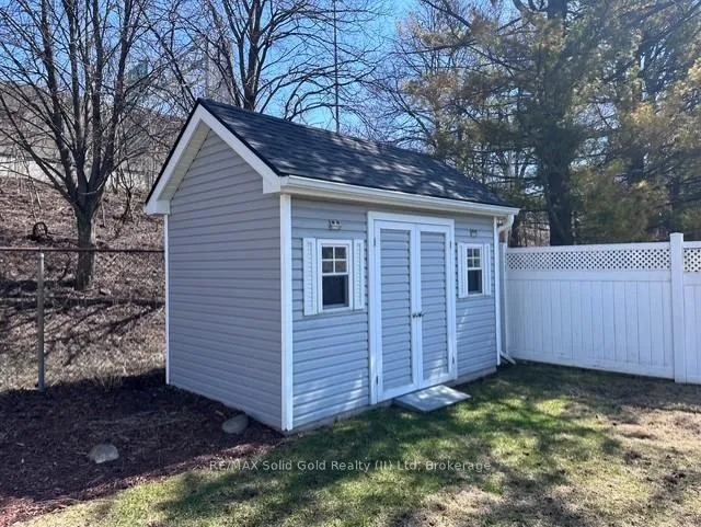 Photo 45 of 390 Dumfries Avenue, Waterloo — HOMEH