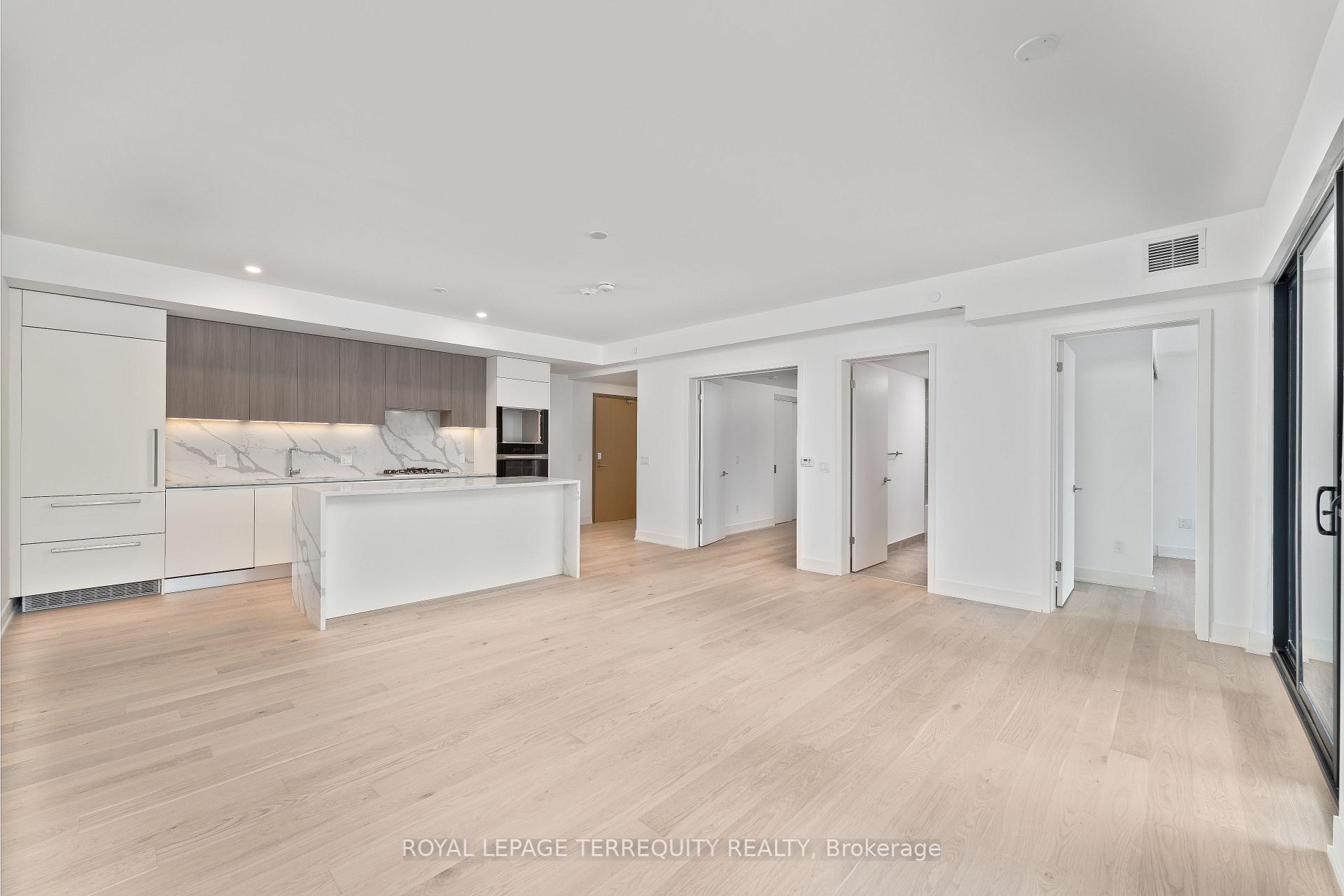 Photo 7 of Unit 207, 200 Keewatin Avenue, Toronto, Mount Pleasant East — HOMEH