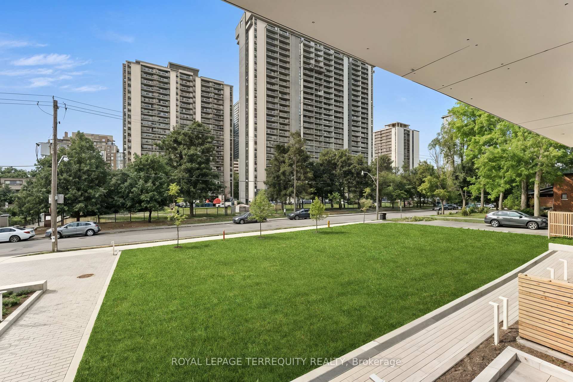 Photo 15 of Unit 207, 200 Keewatin Avenue, Toronto, Mount Pleasant East — HOMEH
