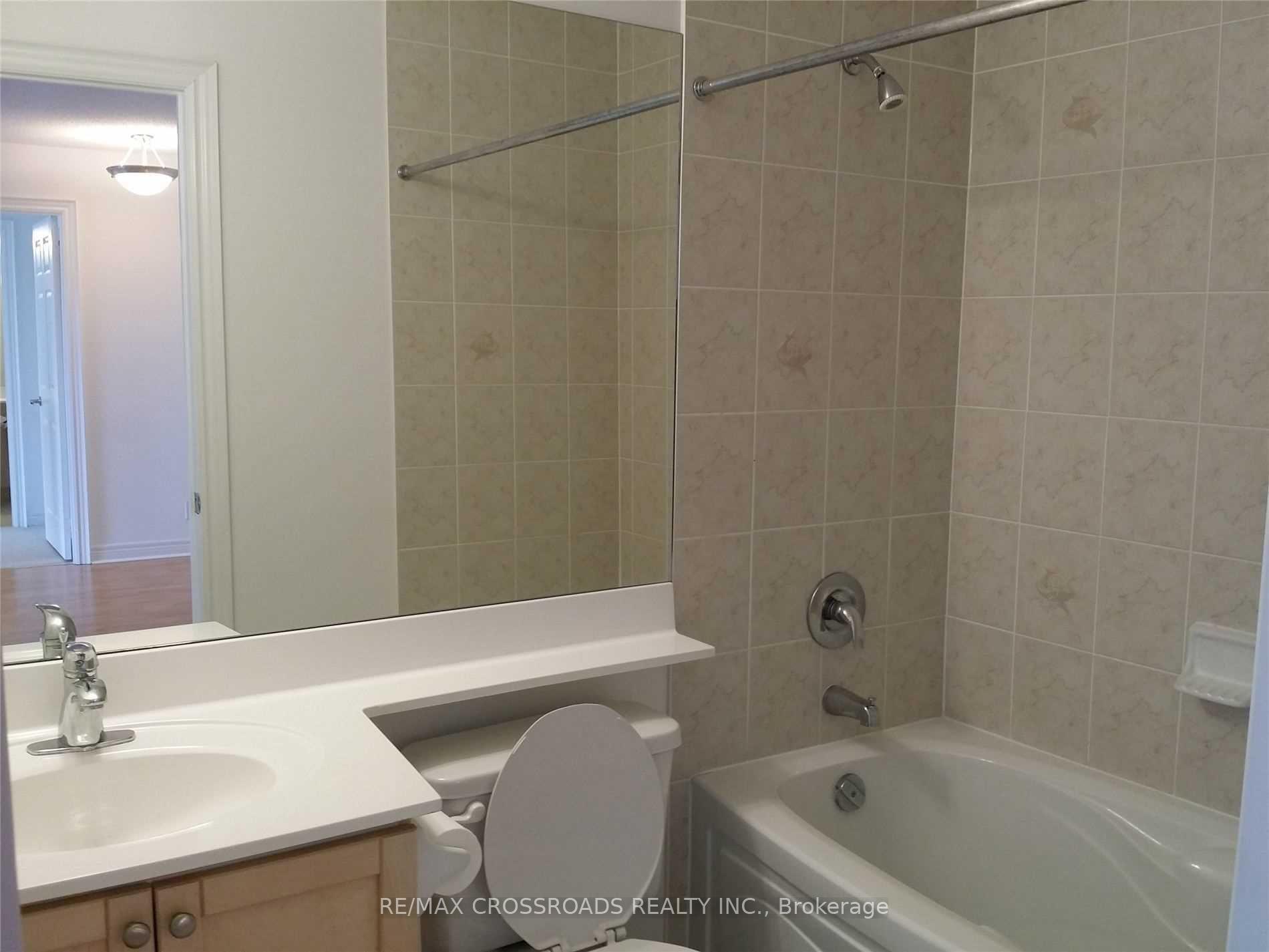 Photo 9 of Unit 232, 33 Cox Boulevard, Markham, Unionville — HOMEH