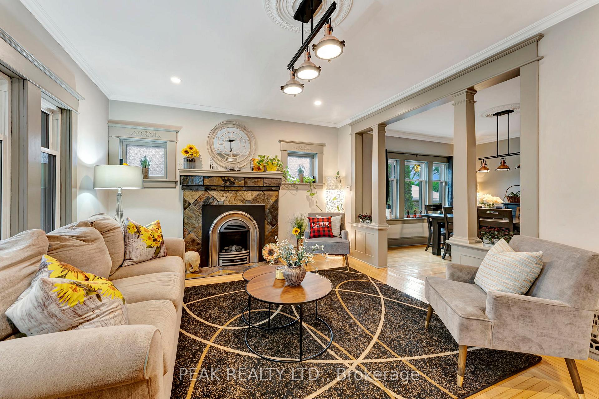 Photo 7 of 50 Jane Street, Brant, Paris — HOMEH