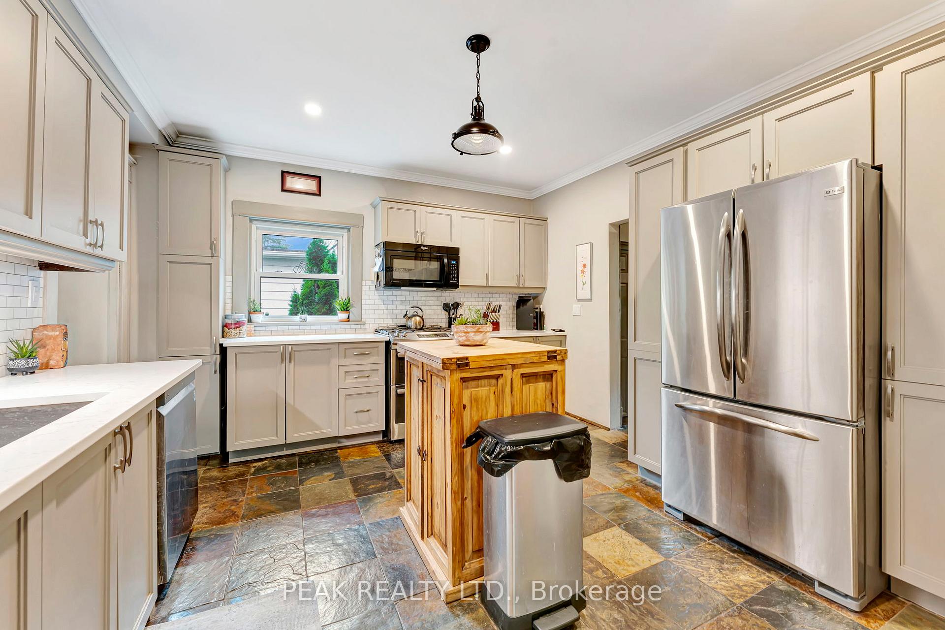 Photo 11 of 50 Jane Street, Brant, Paris — HOMEH