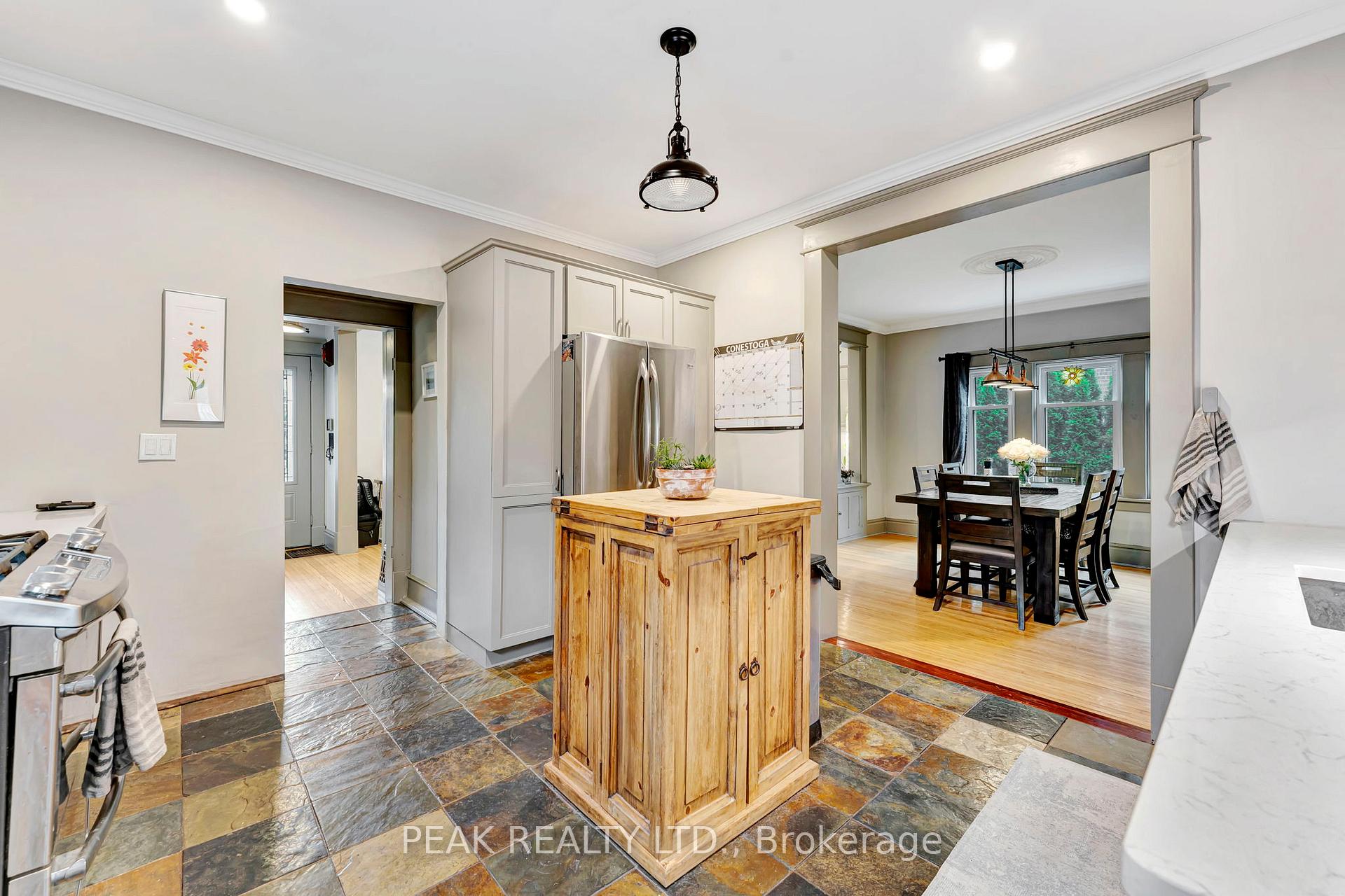 Photo 20 of 50 Jane Street, Brant, Paris — HOMEH