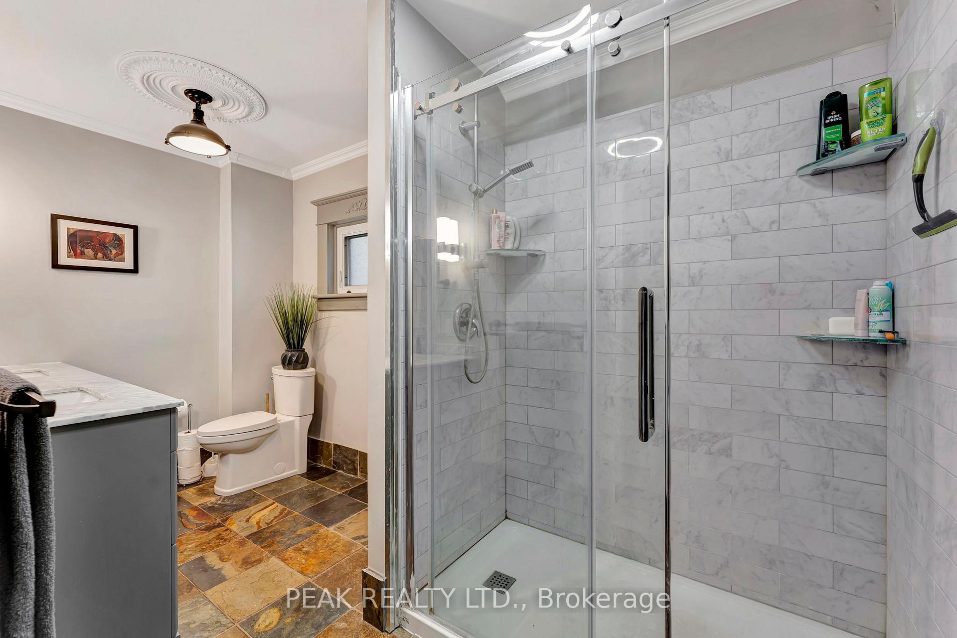 Photo 27 of 50 Jane Street, Brant, Paris — HOMEH