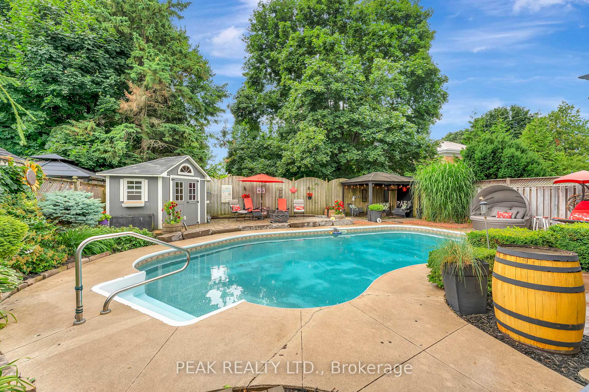 Photo 41 of 50 Jane Street, Brant, Paris — HOMEH