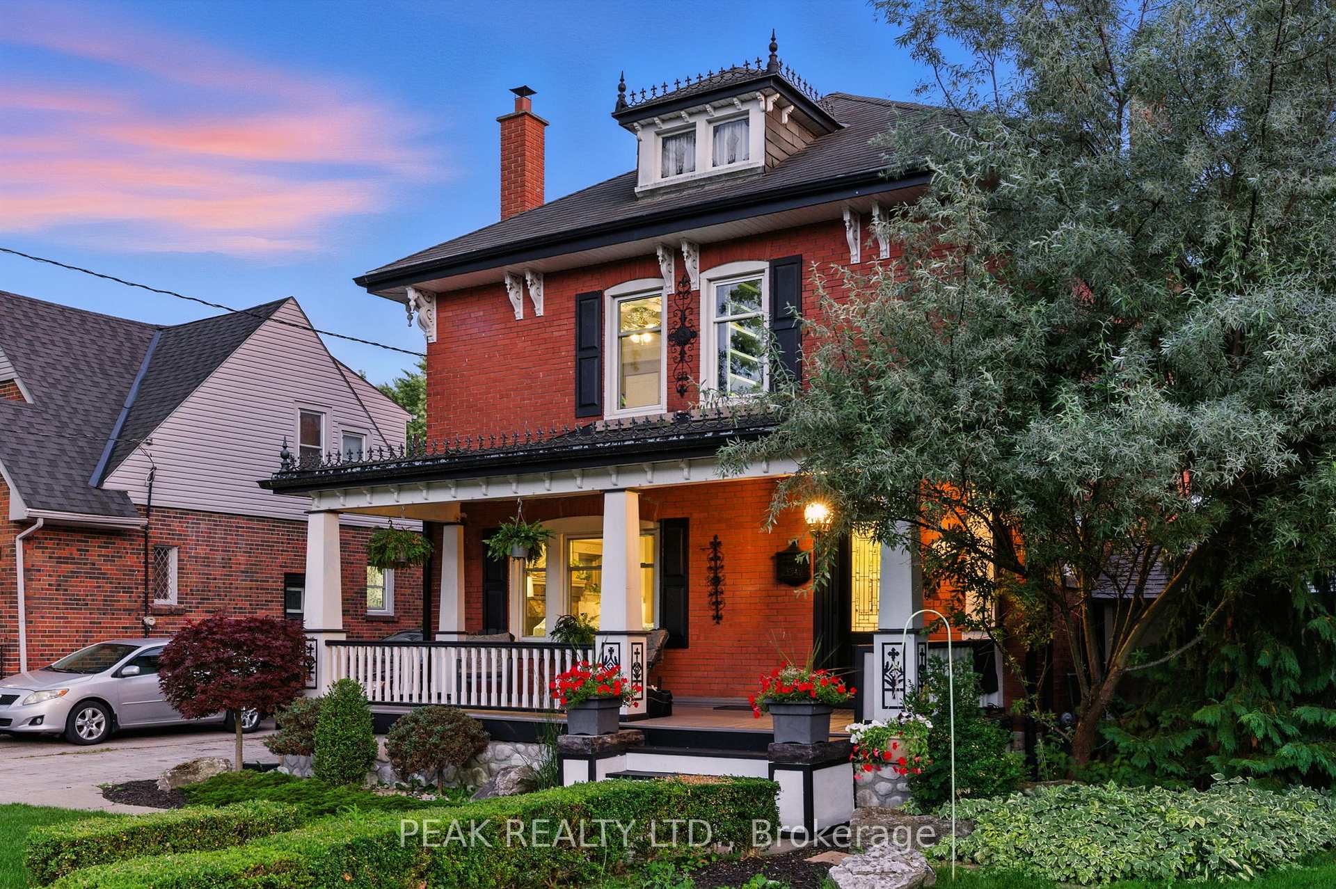 Photo 42 of 50 Jane Street, Brant, Paris — HOMEH