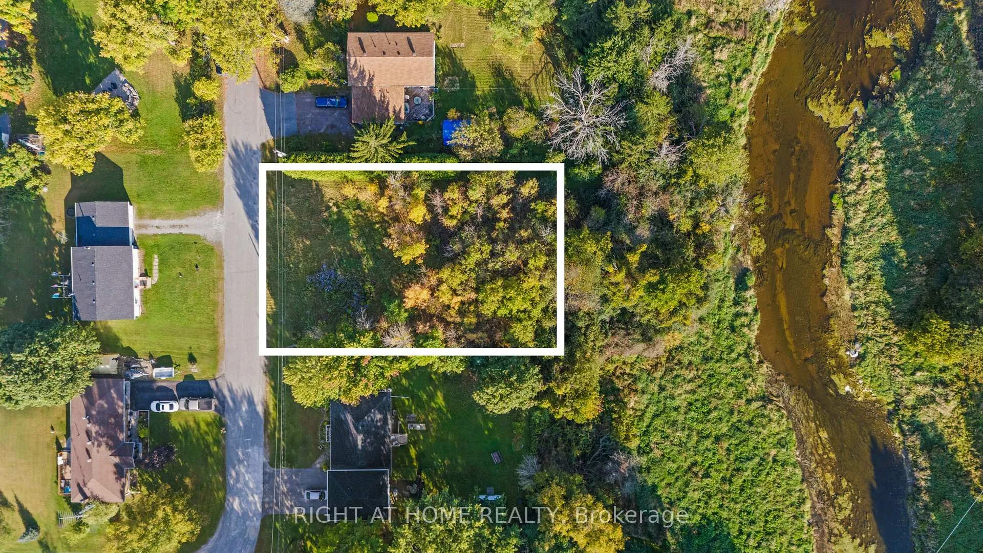 Photo 1 of 108 Old Ship Road, Ottawa, Fitzroy — HOMEH