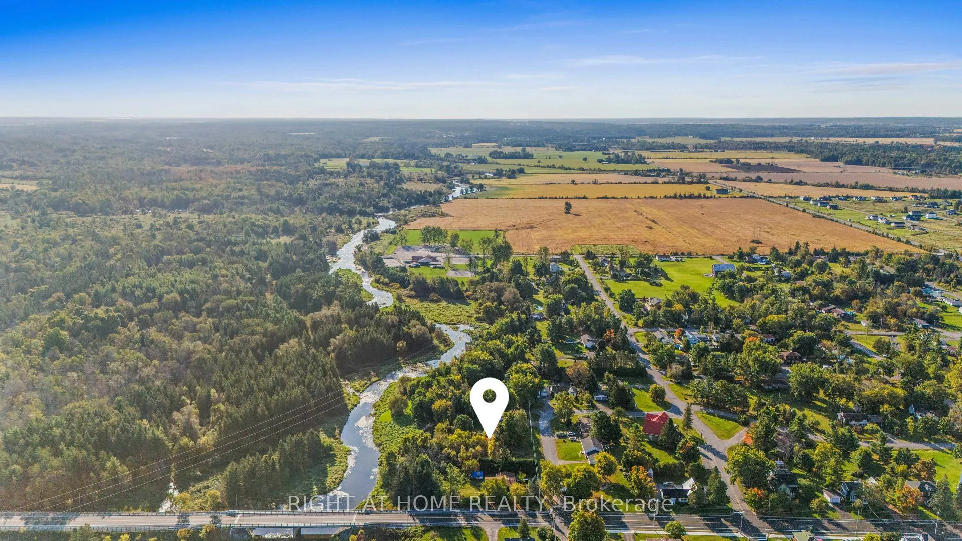 Photo 12 of 108 Old Ship Road, Ottawa, Fitzroy — HOMEH