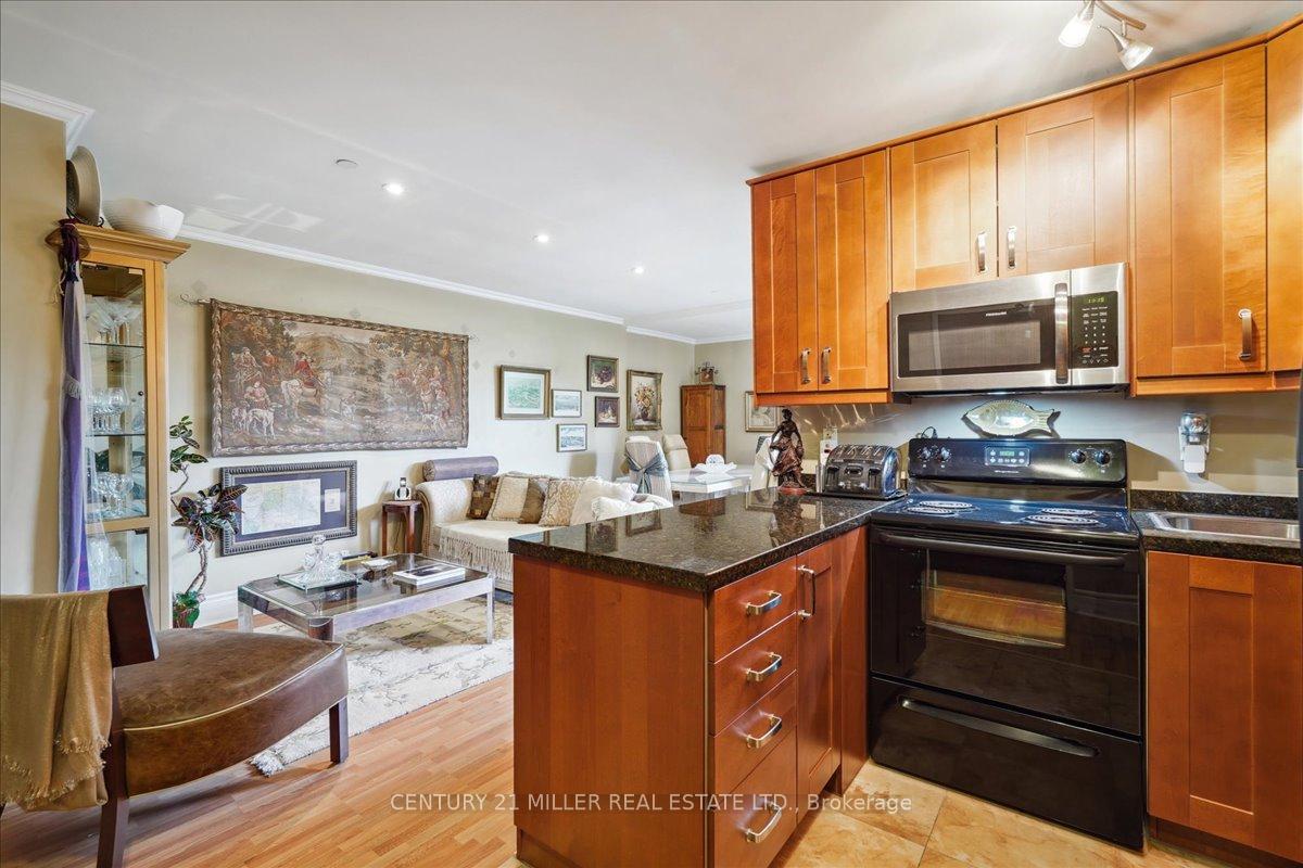 Photo 2 of Unit 103, 2550 Bathurst Street, Toronto, Forest Hill North — HOMEH