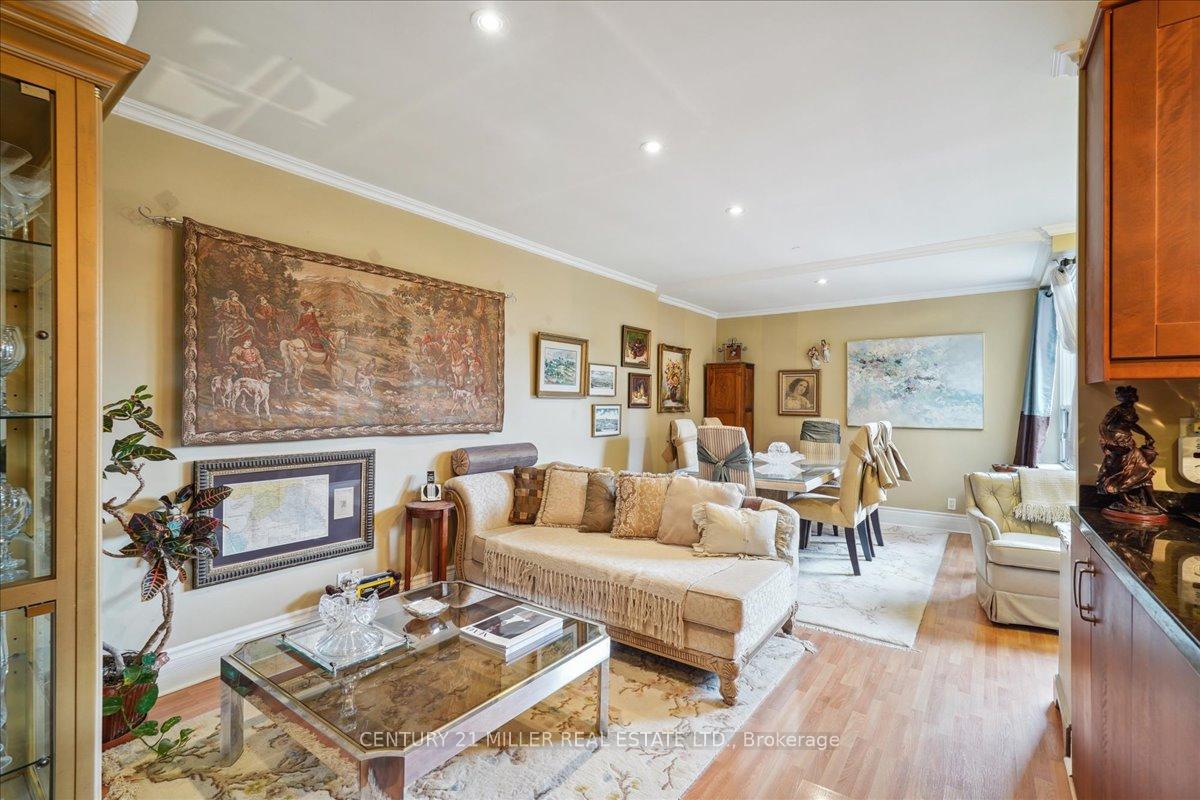 Photo 10 of Unit 103, 2550 Bathurst Street, Toronto, Forest Hill North — HOMEH